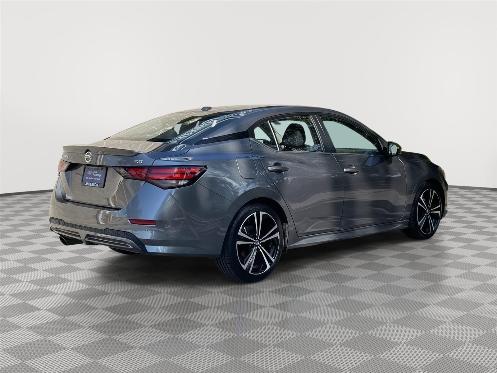 2021 Nissan Sentra SR photo 7