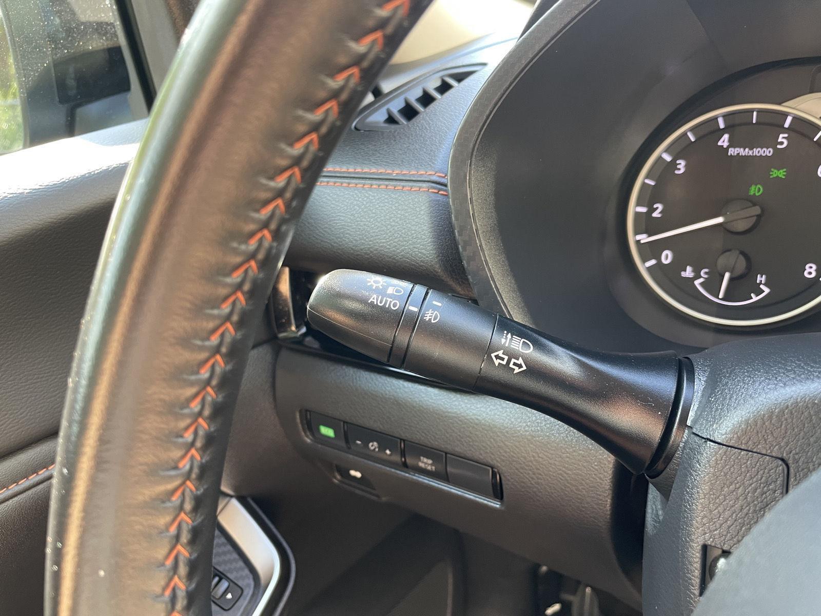 2021 Nissan Sentra SR photo 16