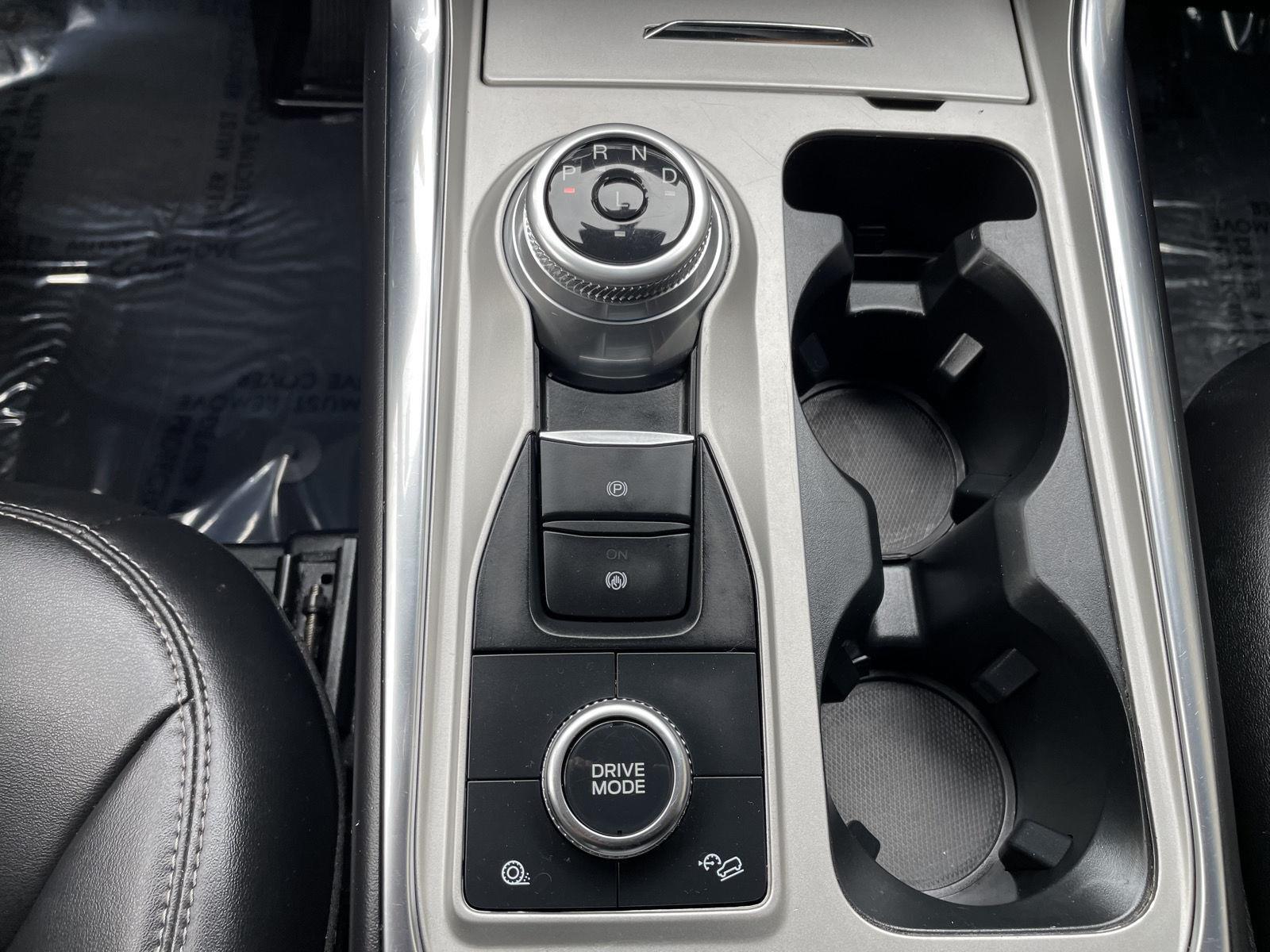 2023 Ford Explorer XLT photo 28