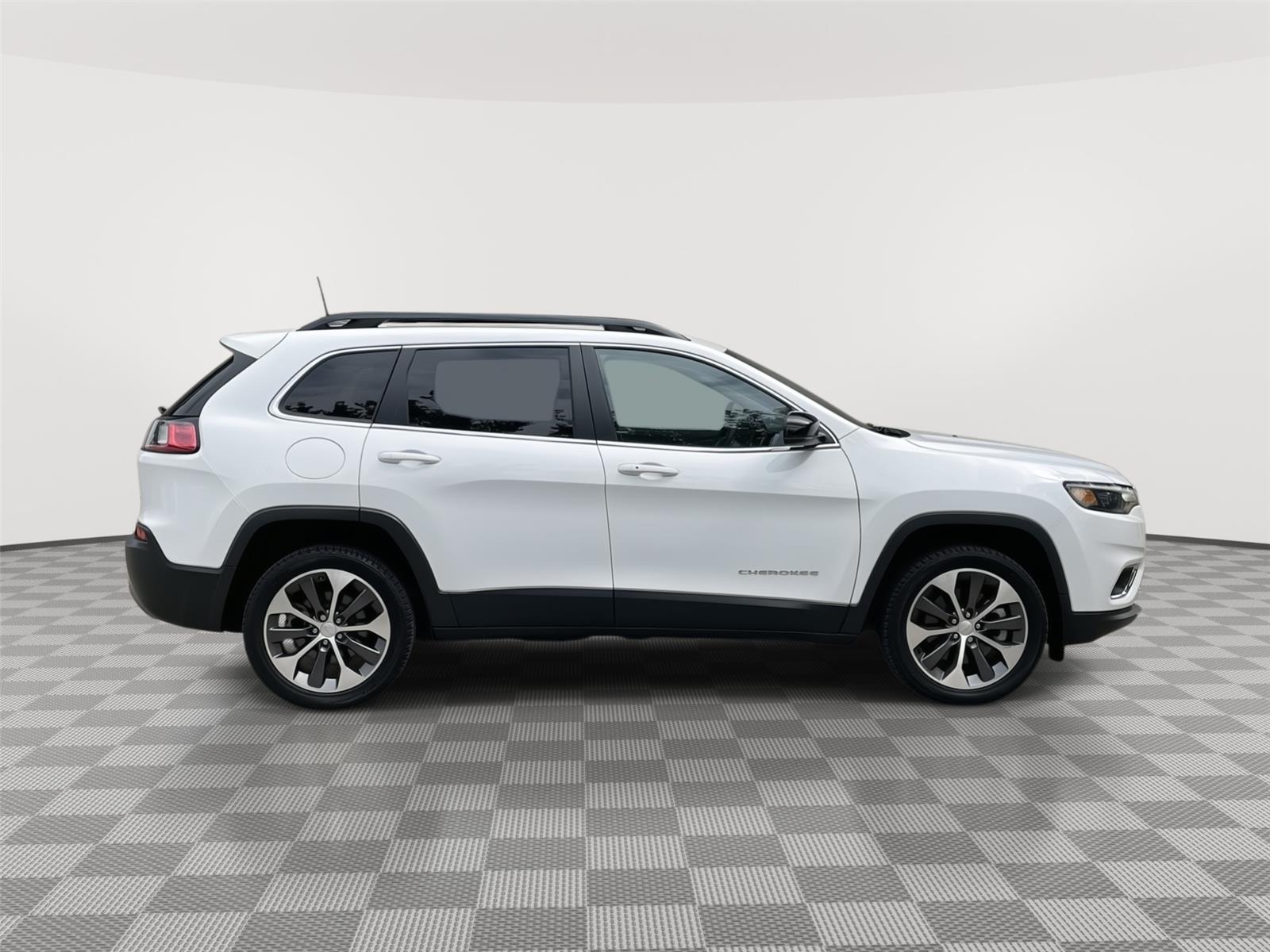 Pre-Owned 2022 Jeep Cherokee for sale in Lincoln NE