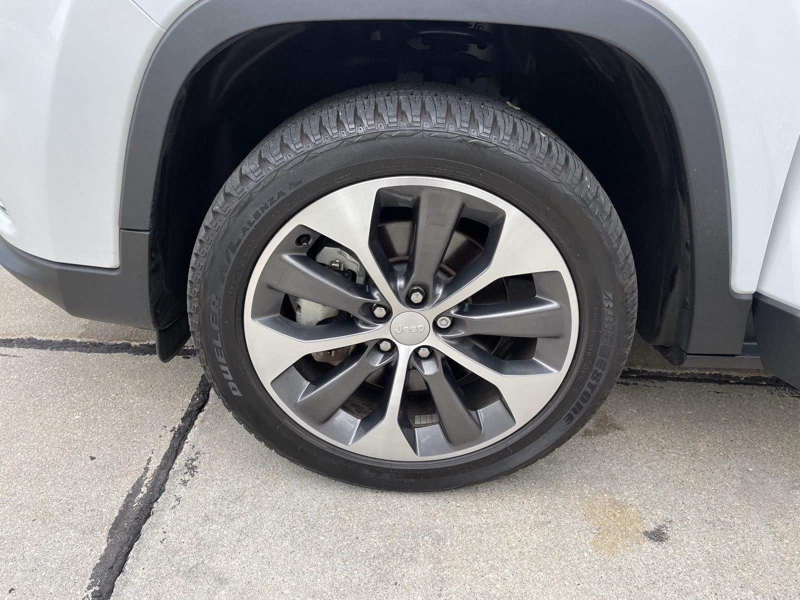 Pre-Owned 2022 Jeep Cherokee for sale in Lincoln NE