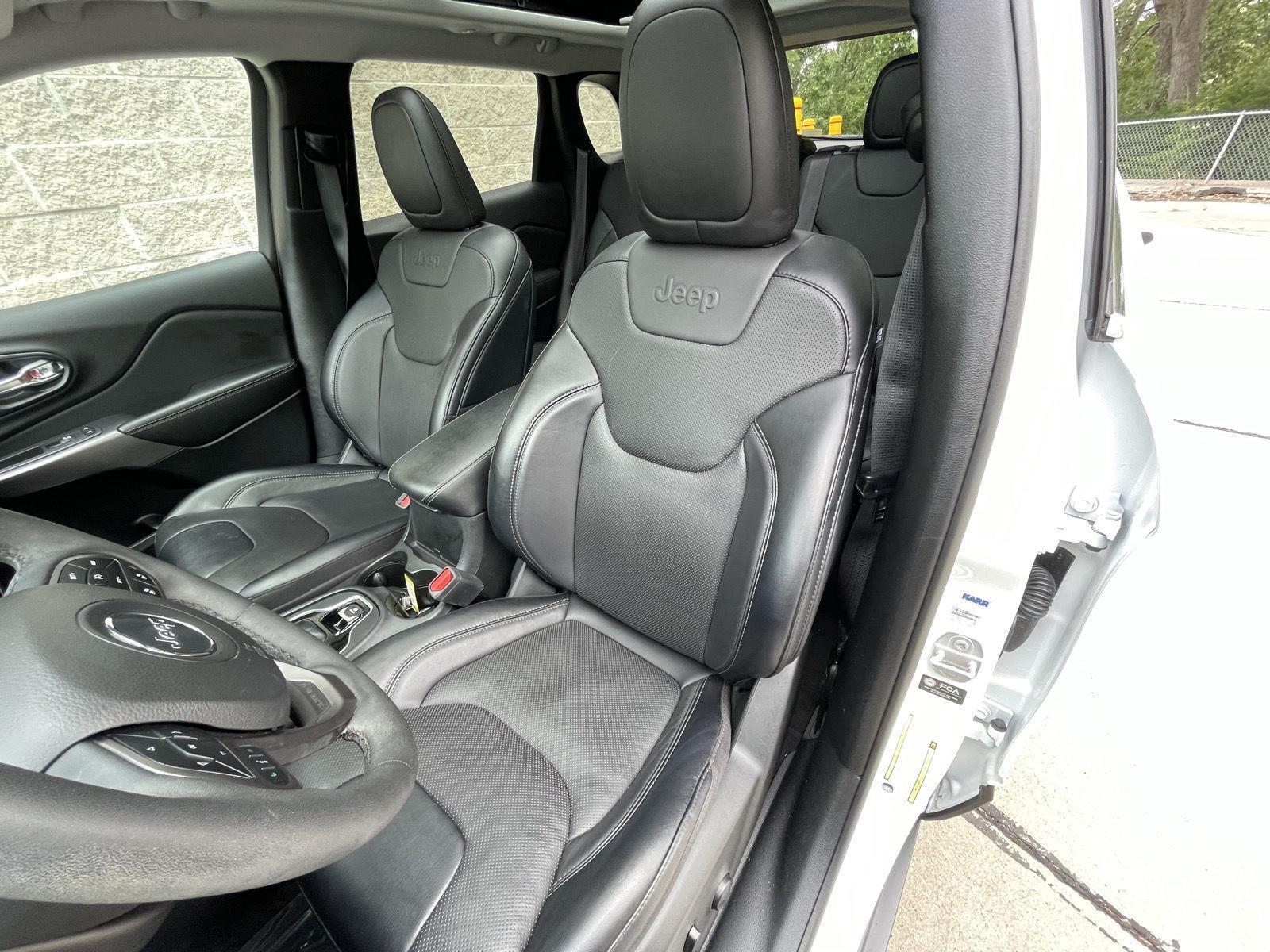 Pre-Owned 2022 Jeep Cherokee for sale in Lincoln NE