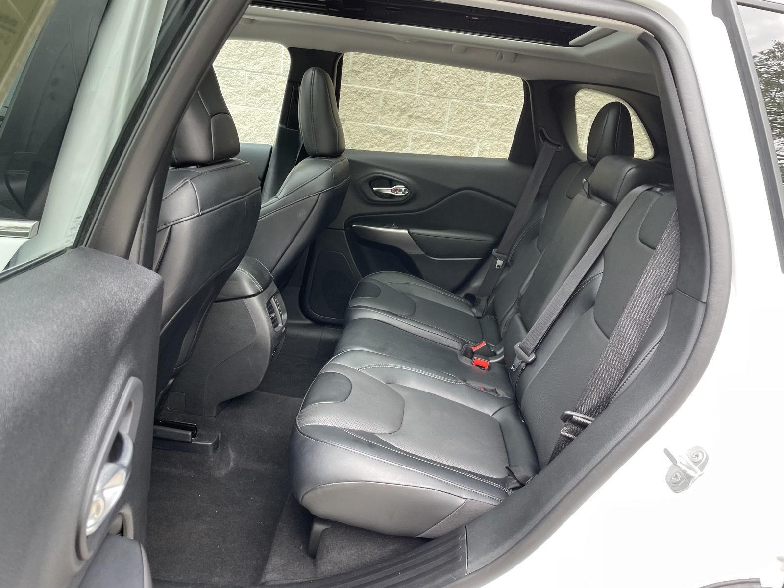 Pre-Owned 2022 Jeep Cherokee for sale in Lincoln NE