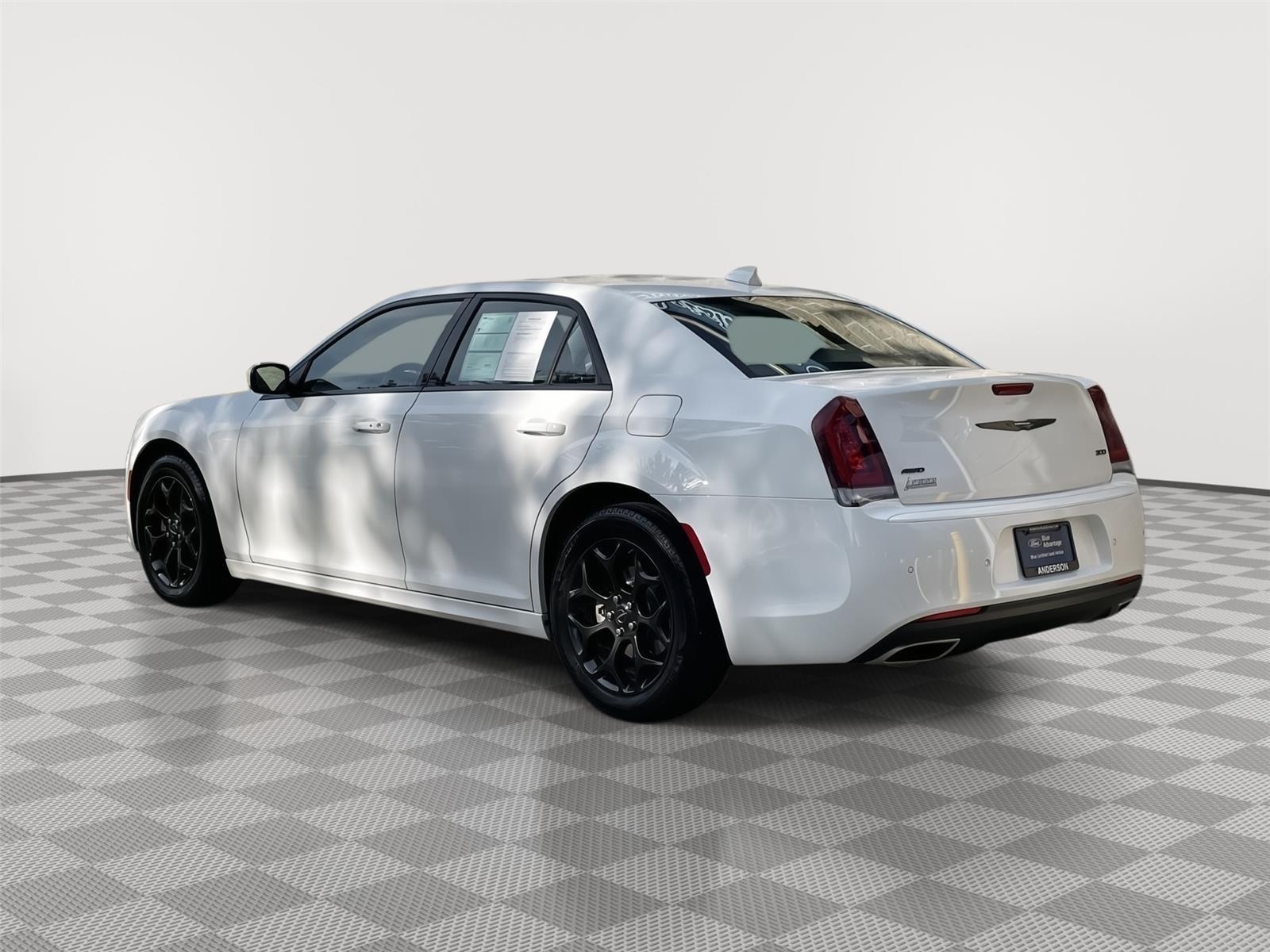 Used 2023 Chrysler 300 for sale in Lincoln NE