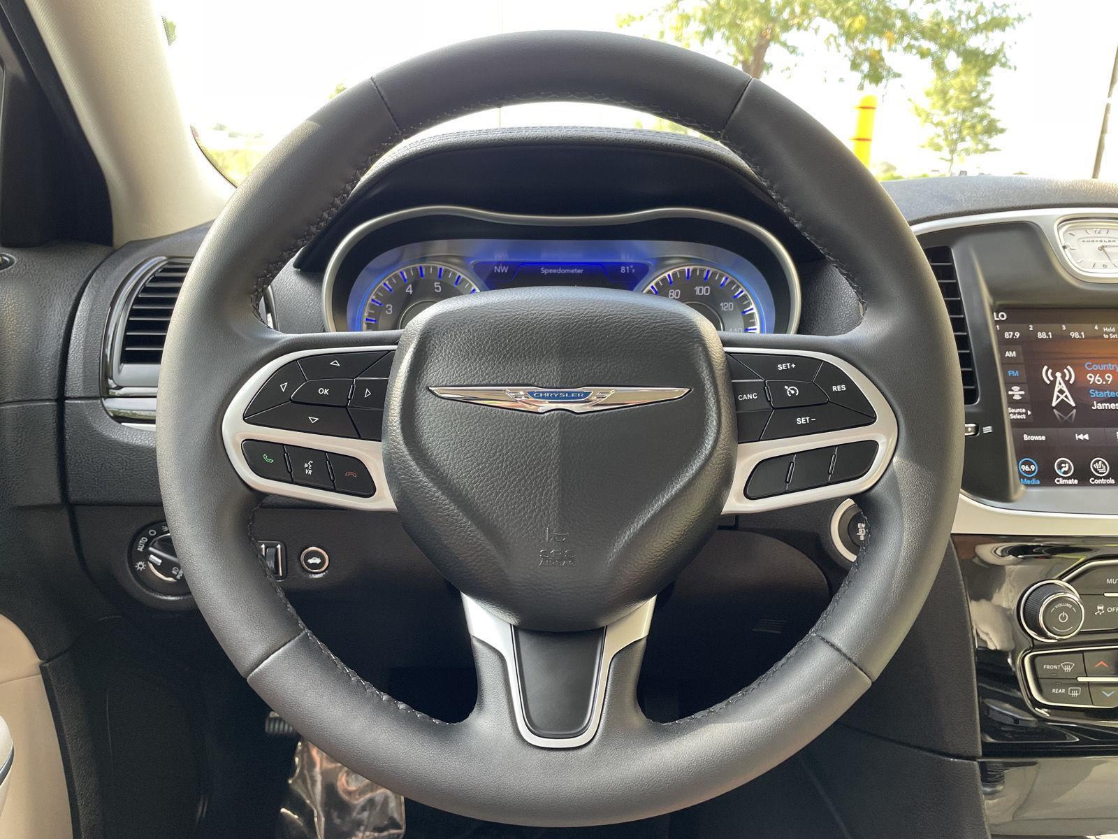 Used 2023 Chrysler 300 for sale in Lincoln NE