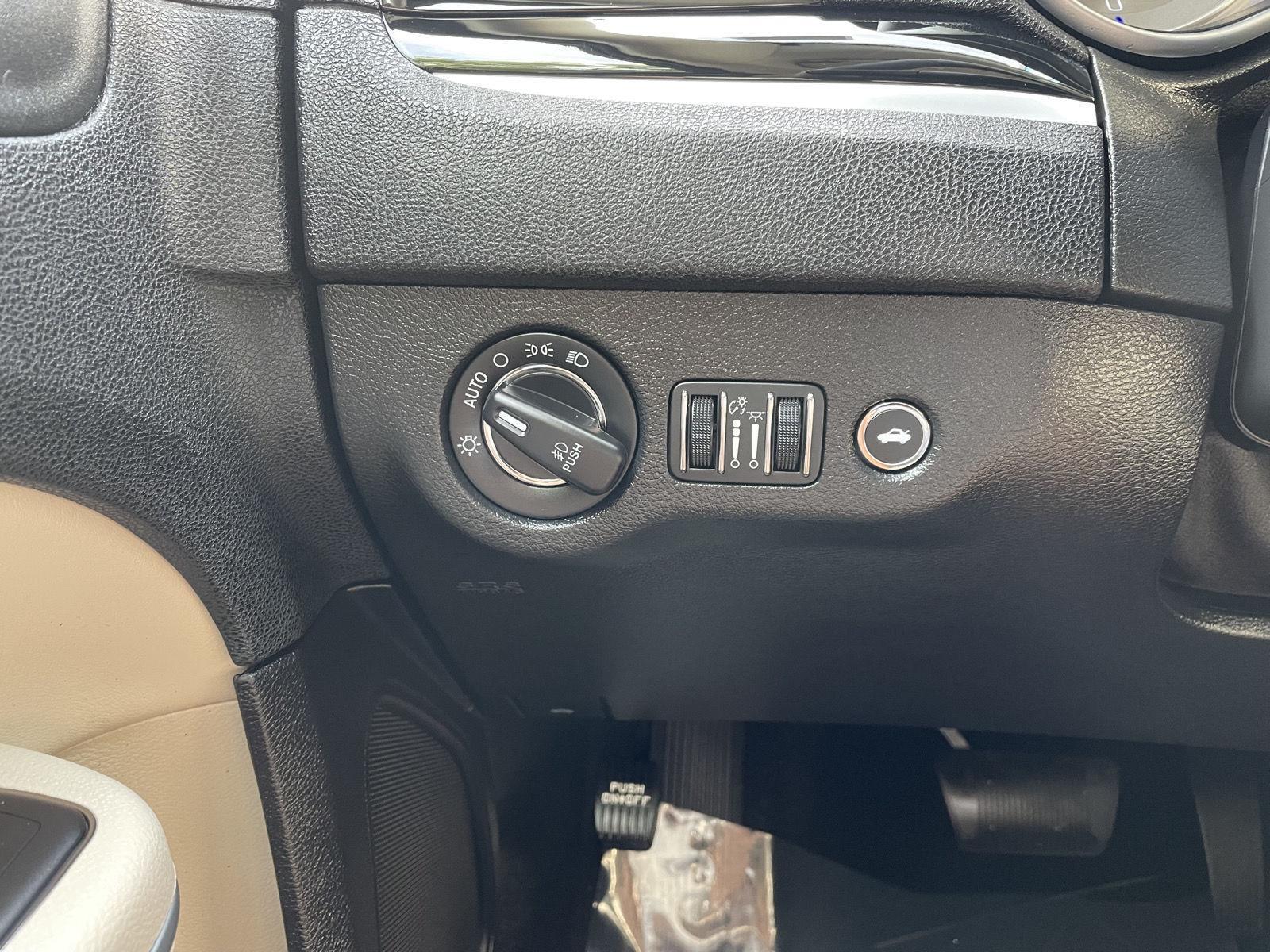 Used 2023 Chrysler 300 for sale in Lincoln NE