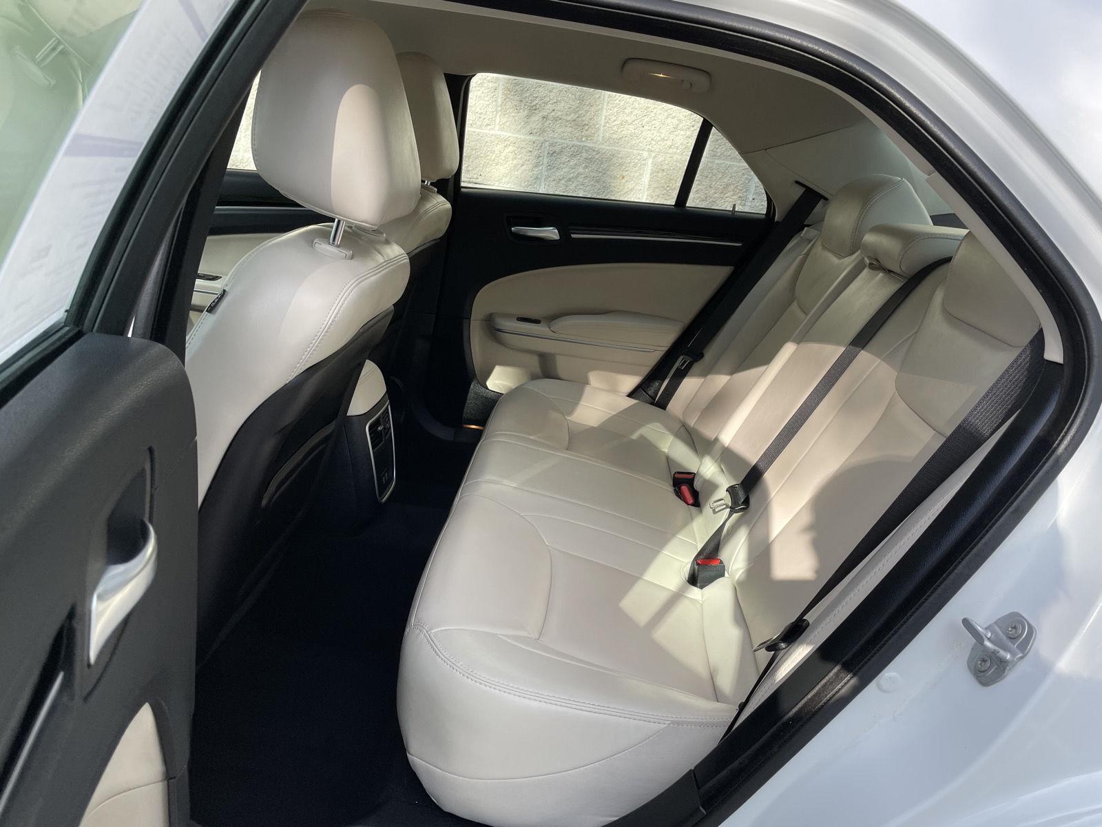 Used 2023 Chrysler 300 for sale in Lincoln NE