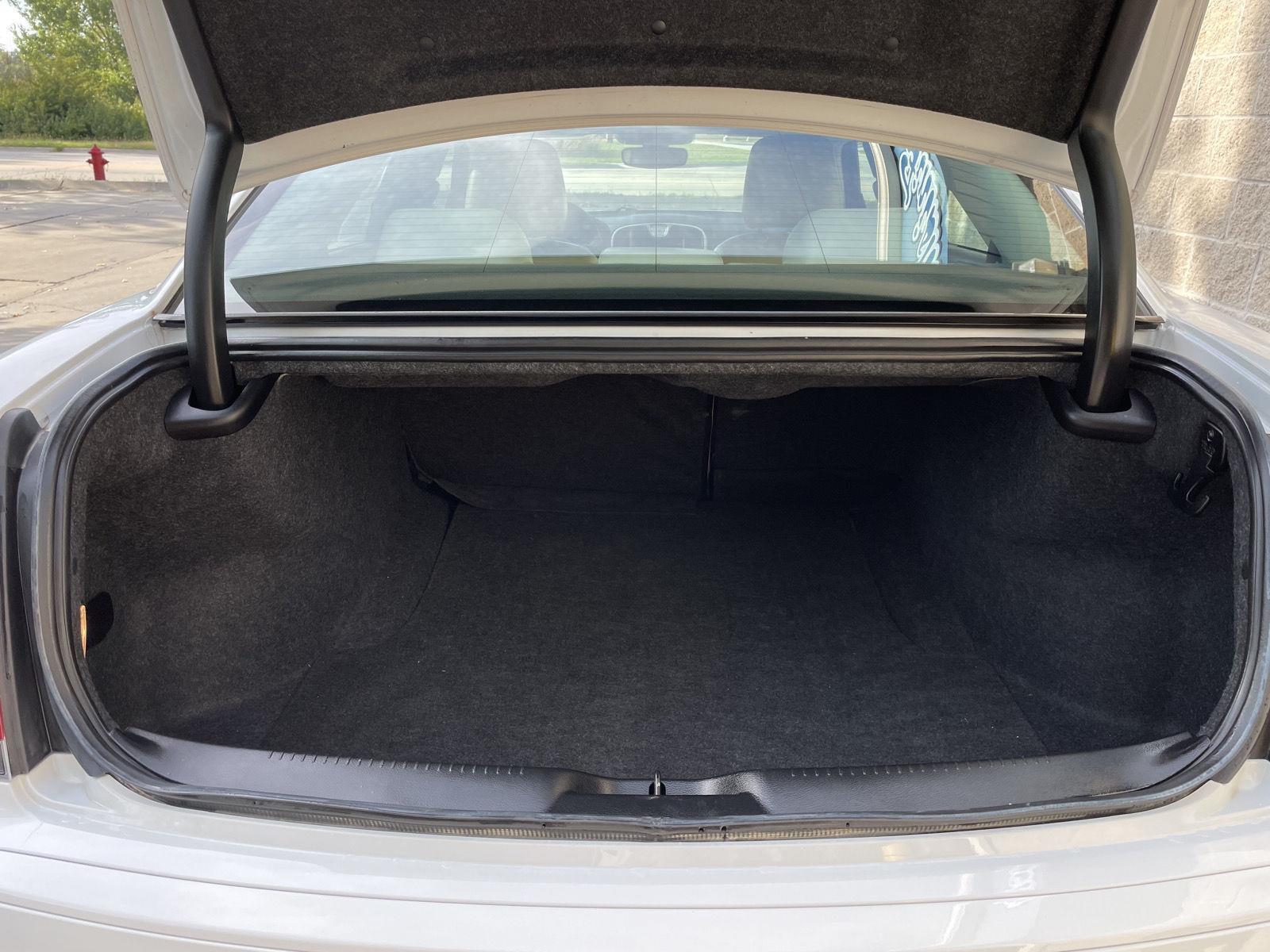 Used 2023 Chrysler 300 for sale in Lincoln NE