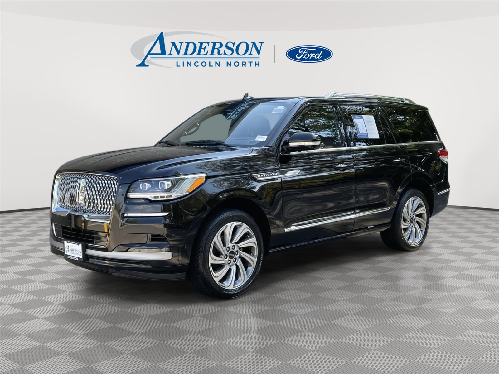 Used 2022 Lincoln Navigator for sale in Lincoln NE