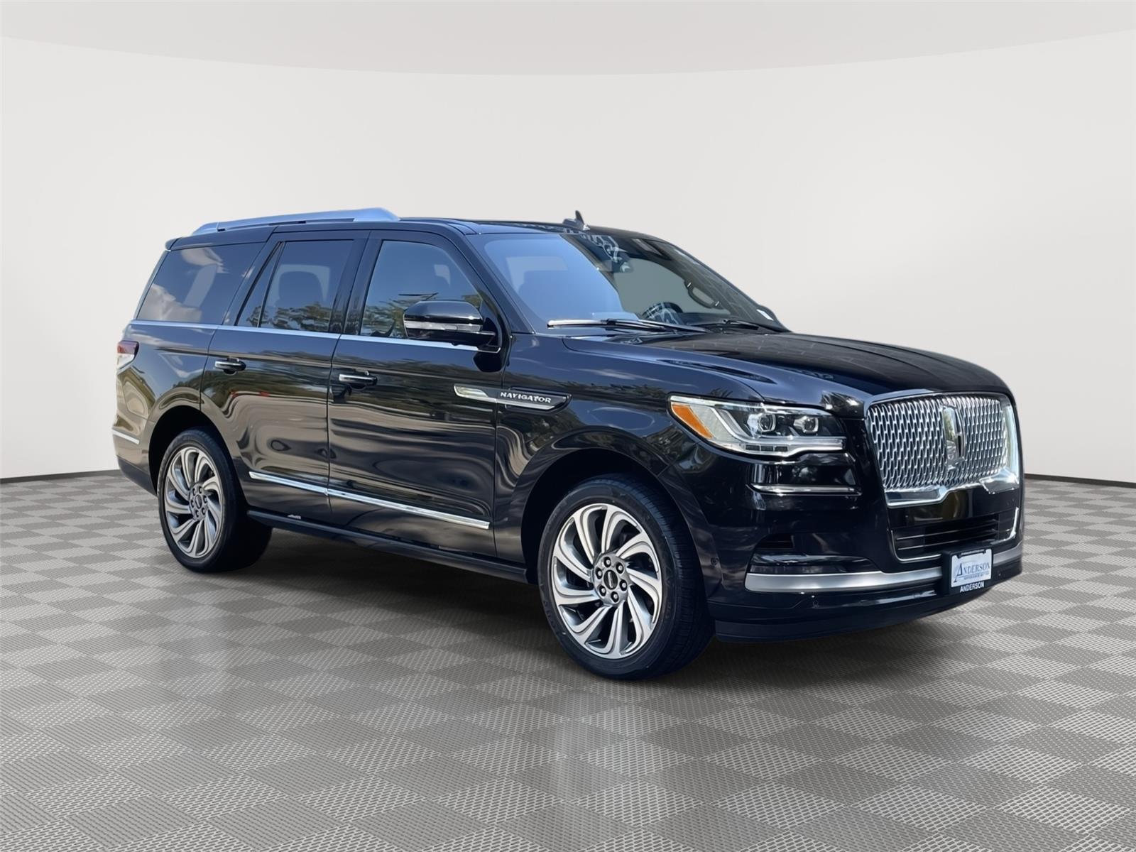 Used 2022 Lincoln Navigator for sale in Lincoln NE
