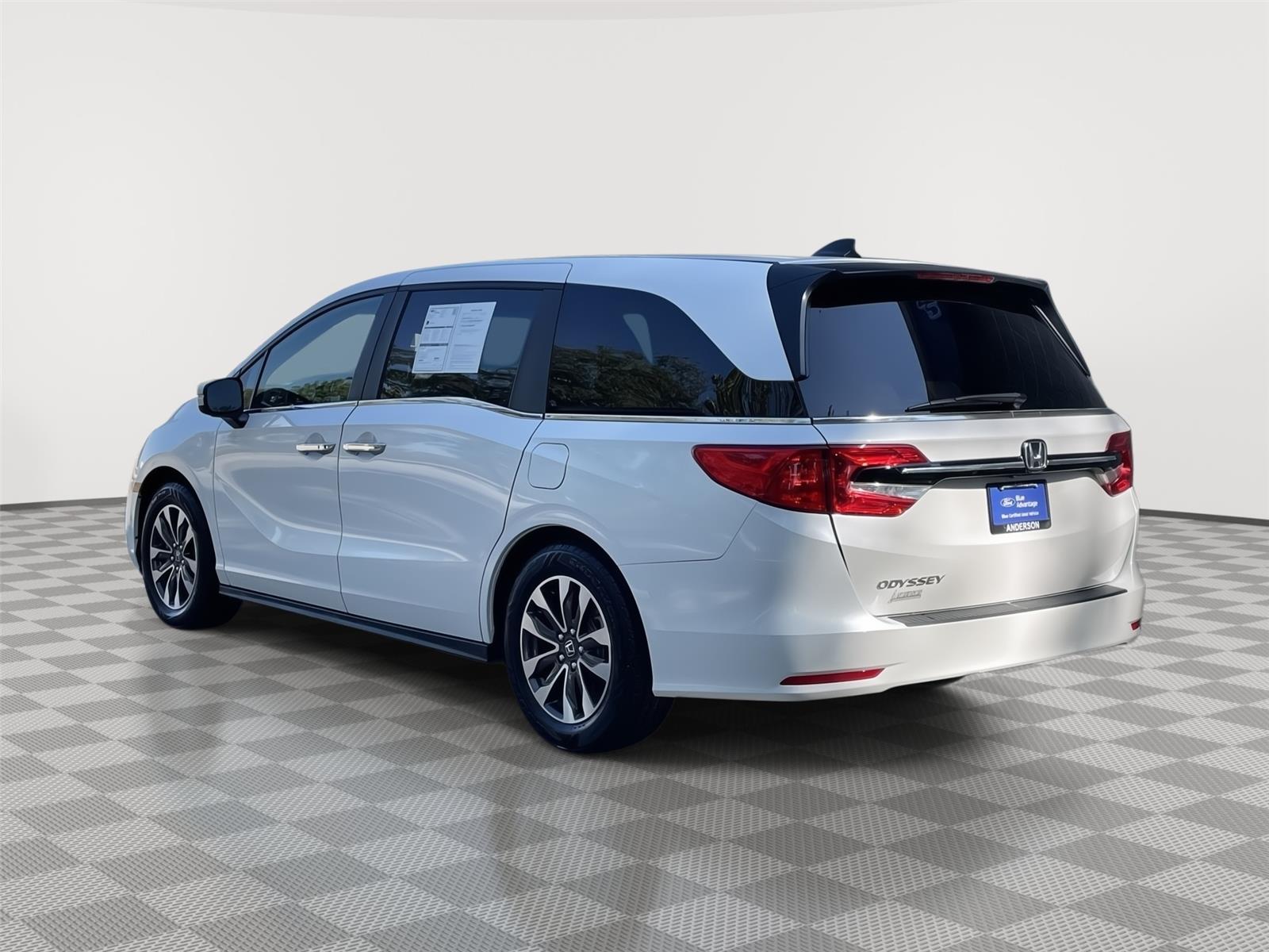 Used 2024 Honda Odyssey for sale in Lincoln NE