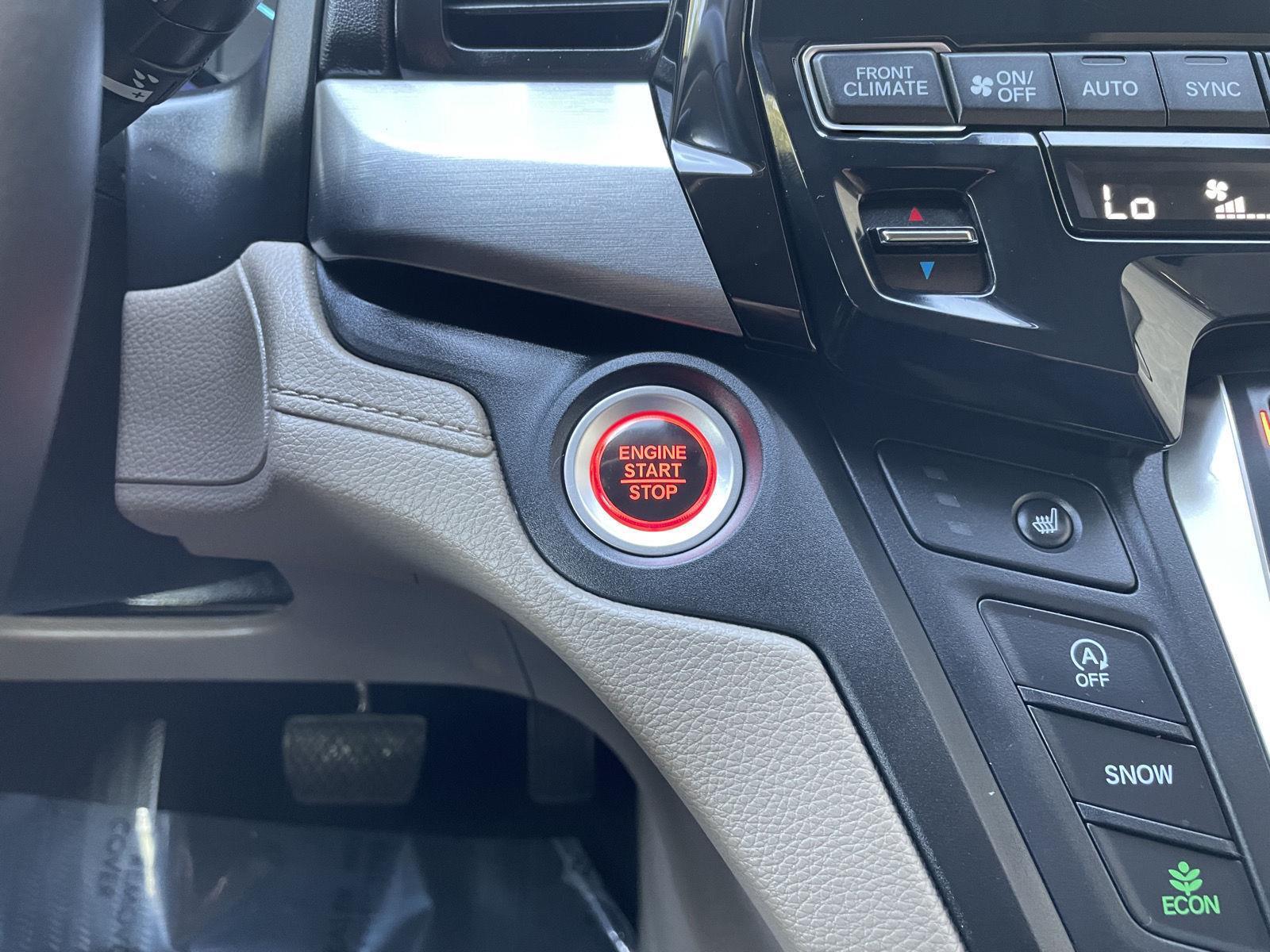 Used 2024 Honda Odyssey for sale in Lincoln NE