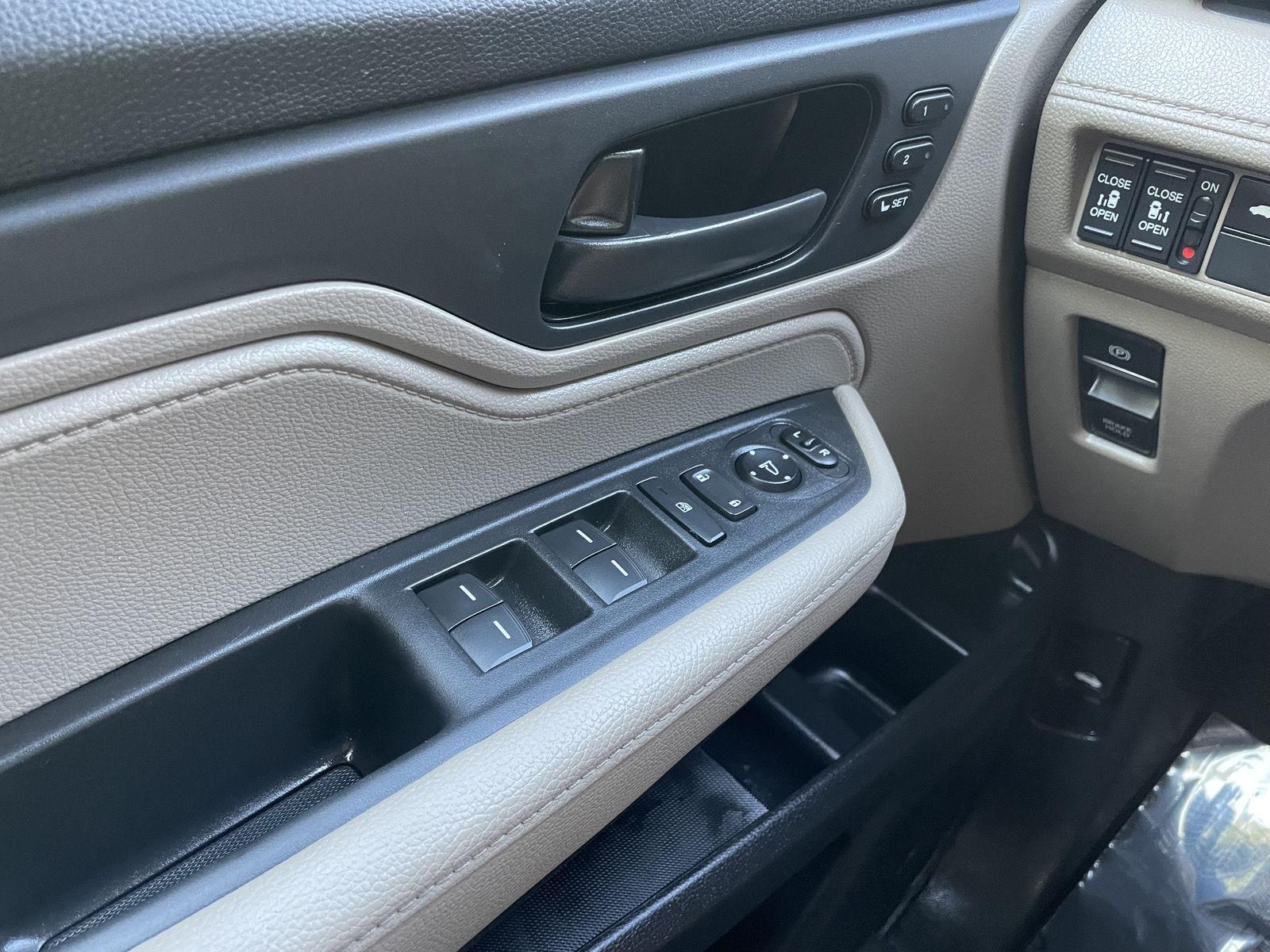 Used 2024 Honda Odyssey for sale in Lincoln NE