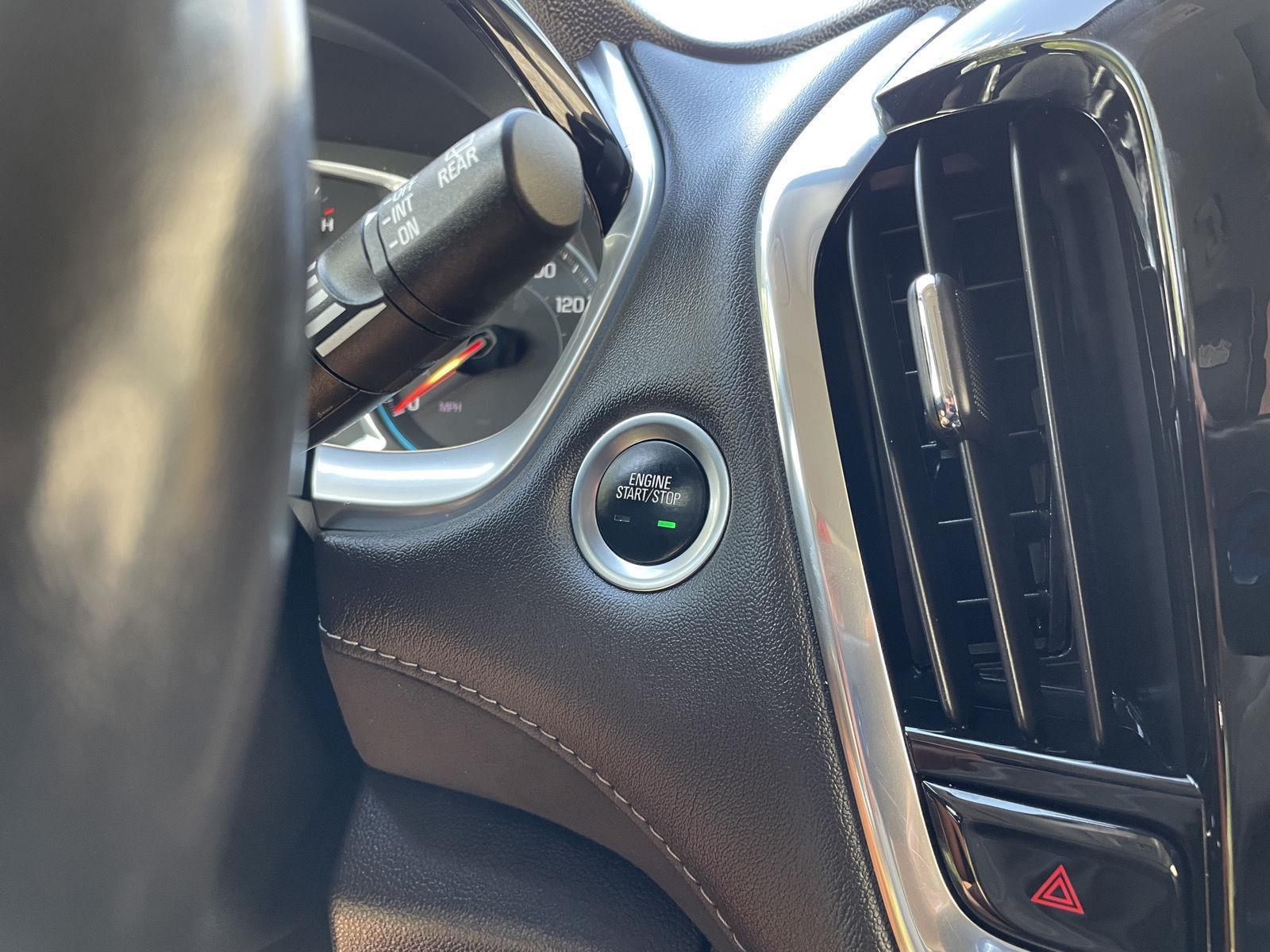 Used 2020 Chevrolet Traverse for sale in Lincoln NE