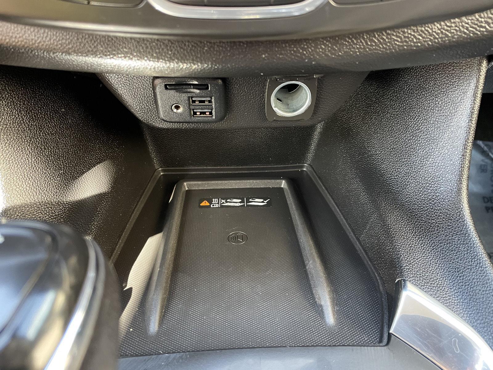 Used 2020 Chevrolet Traverse for sale in Lincoln NE