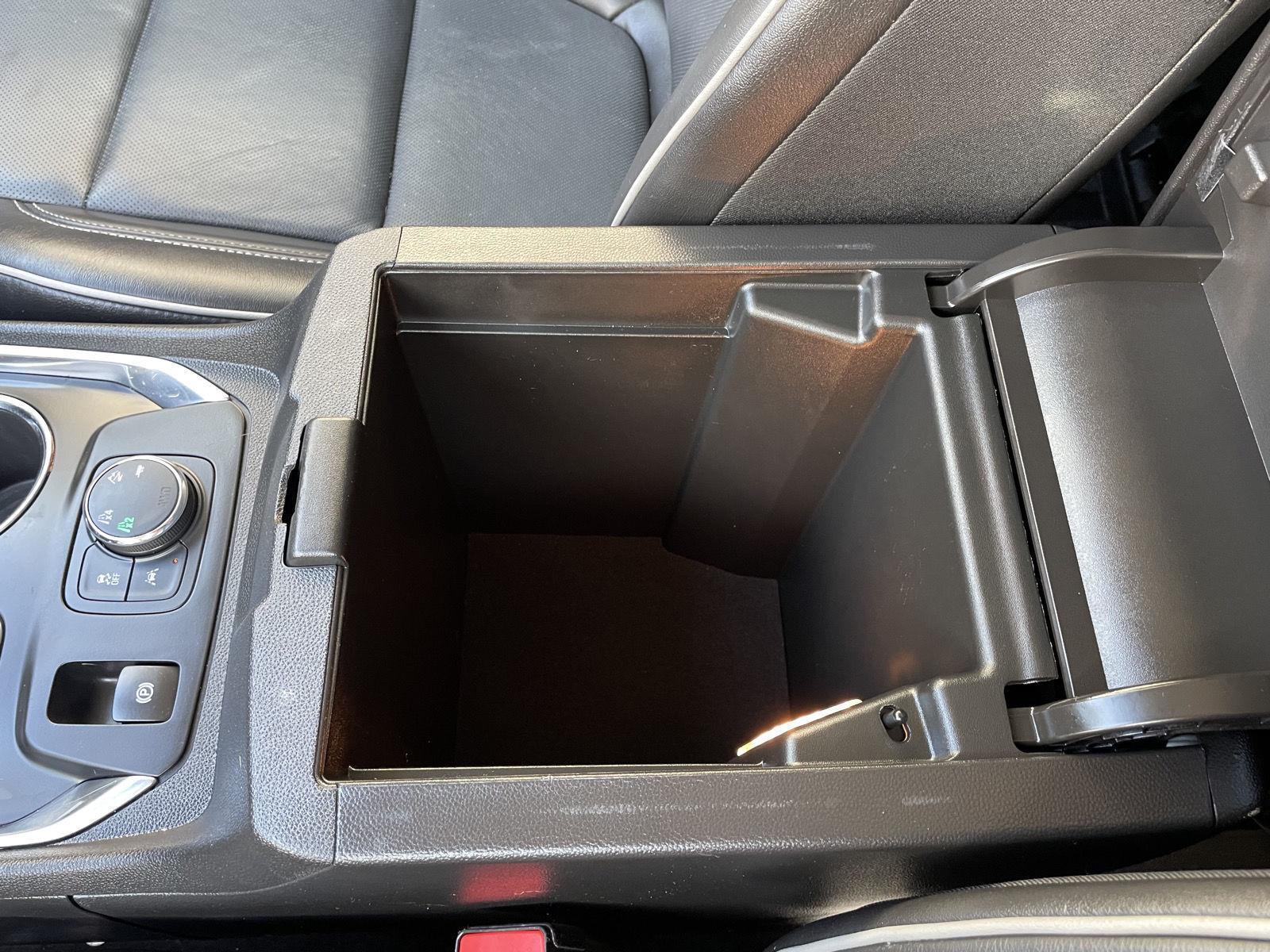 Used 2020 Chevrolet Traverse for sale in Lincoln NE