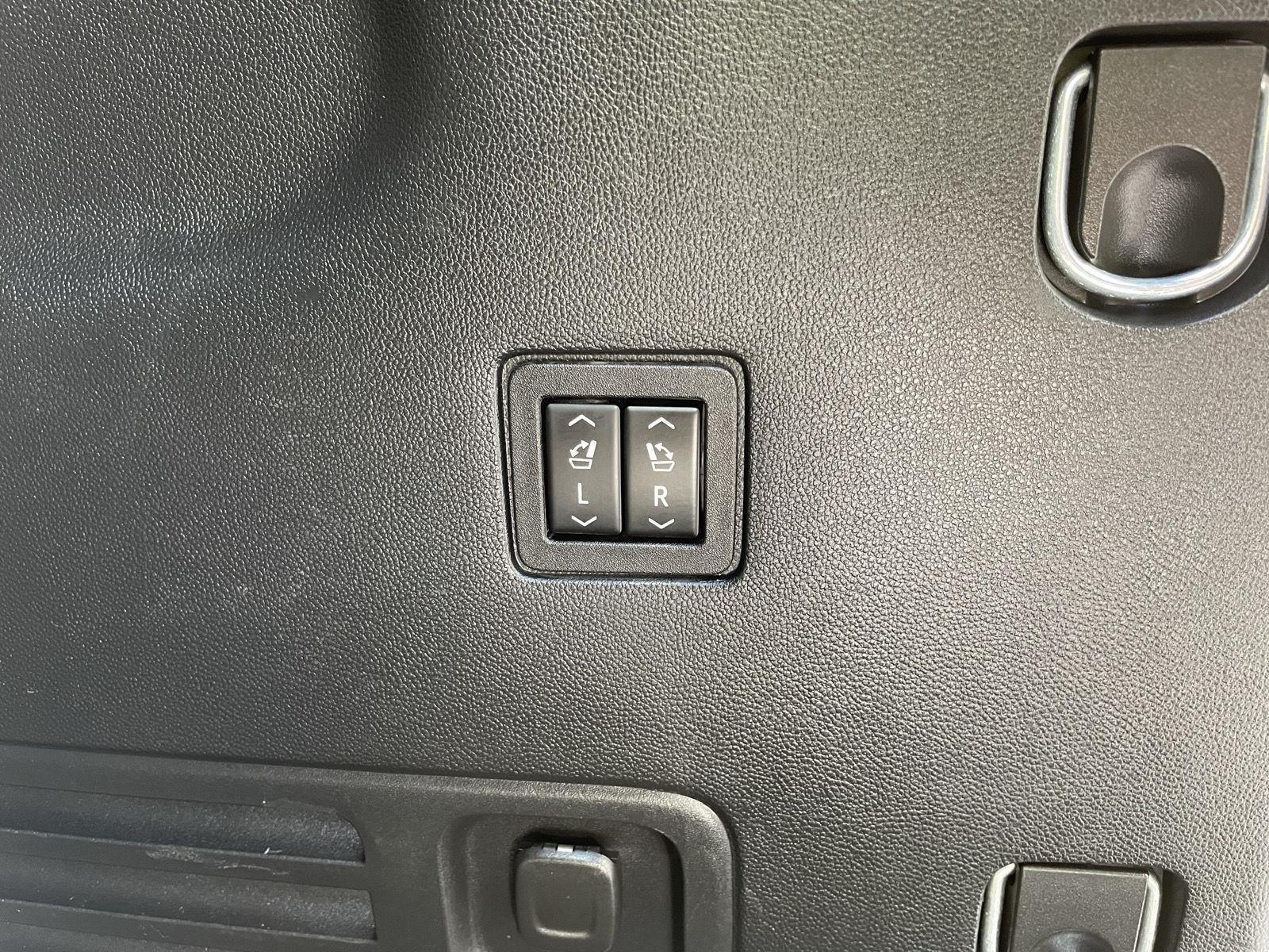 Used 2020 Chevrolet Traverse for sale in Lincoln NE