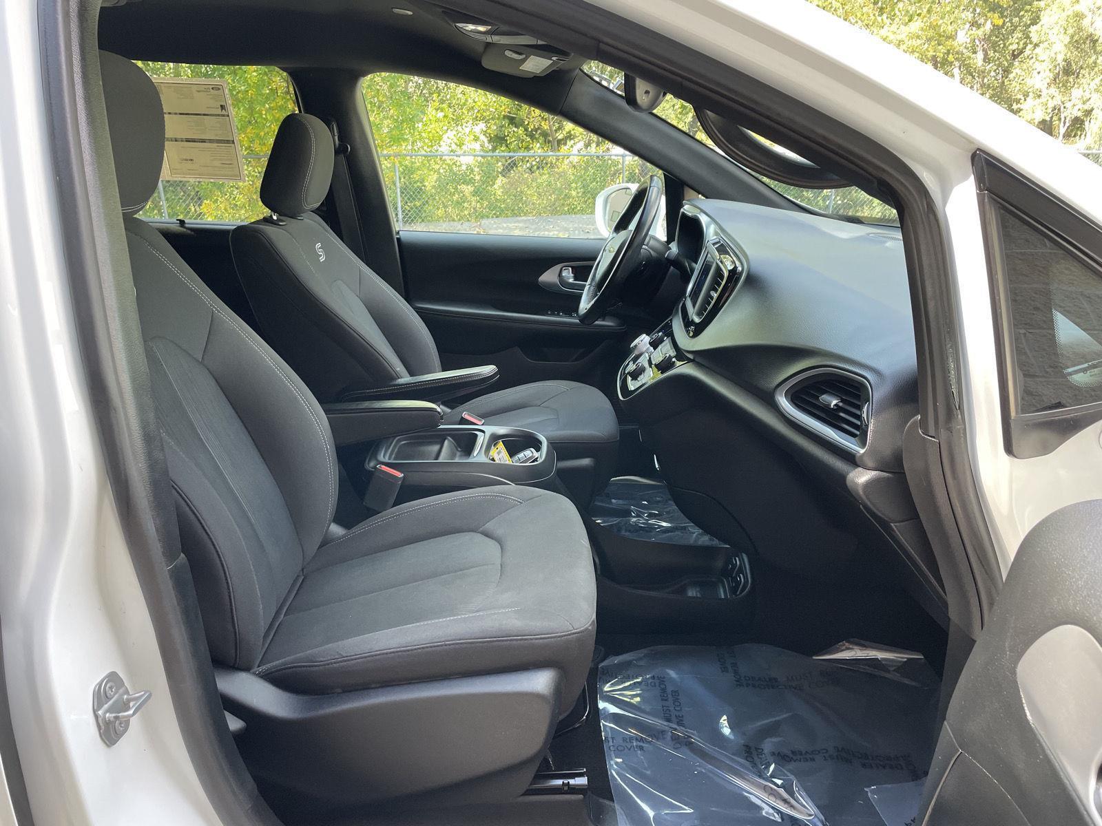 Used 2019 Chrysler Pacifica for sale in Lincoln NE