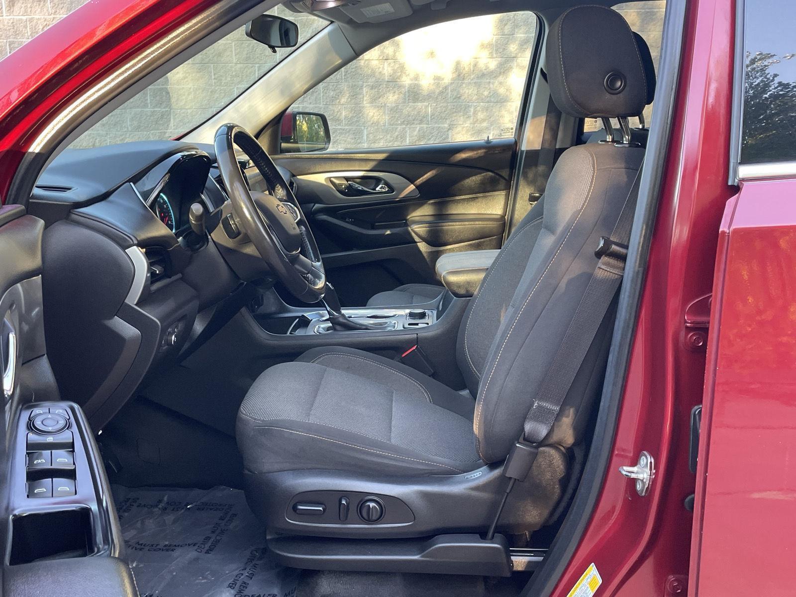 Used 2018 Chevrolet Traverse for sale in Lincoln NE