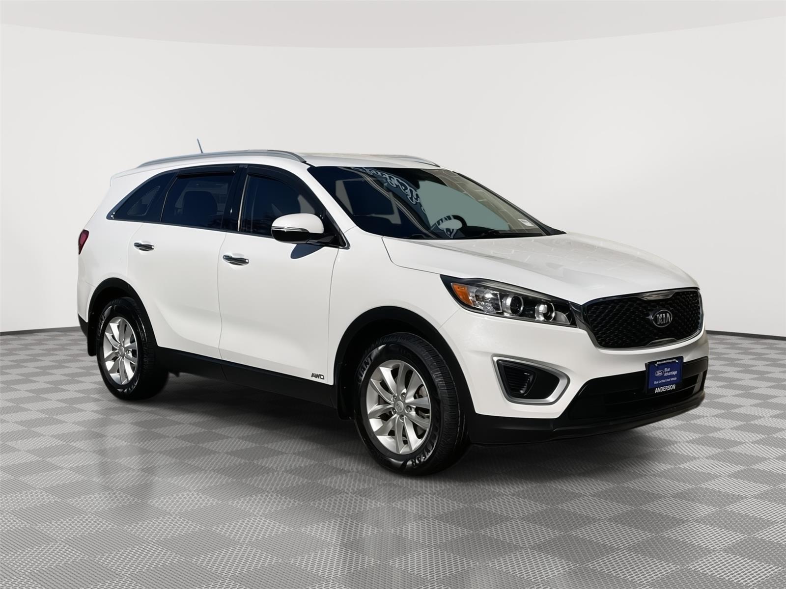 Used 2017 Kia Sorento for sale in Lincoln NE