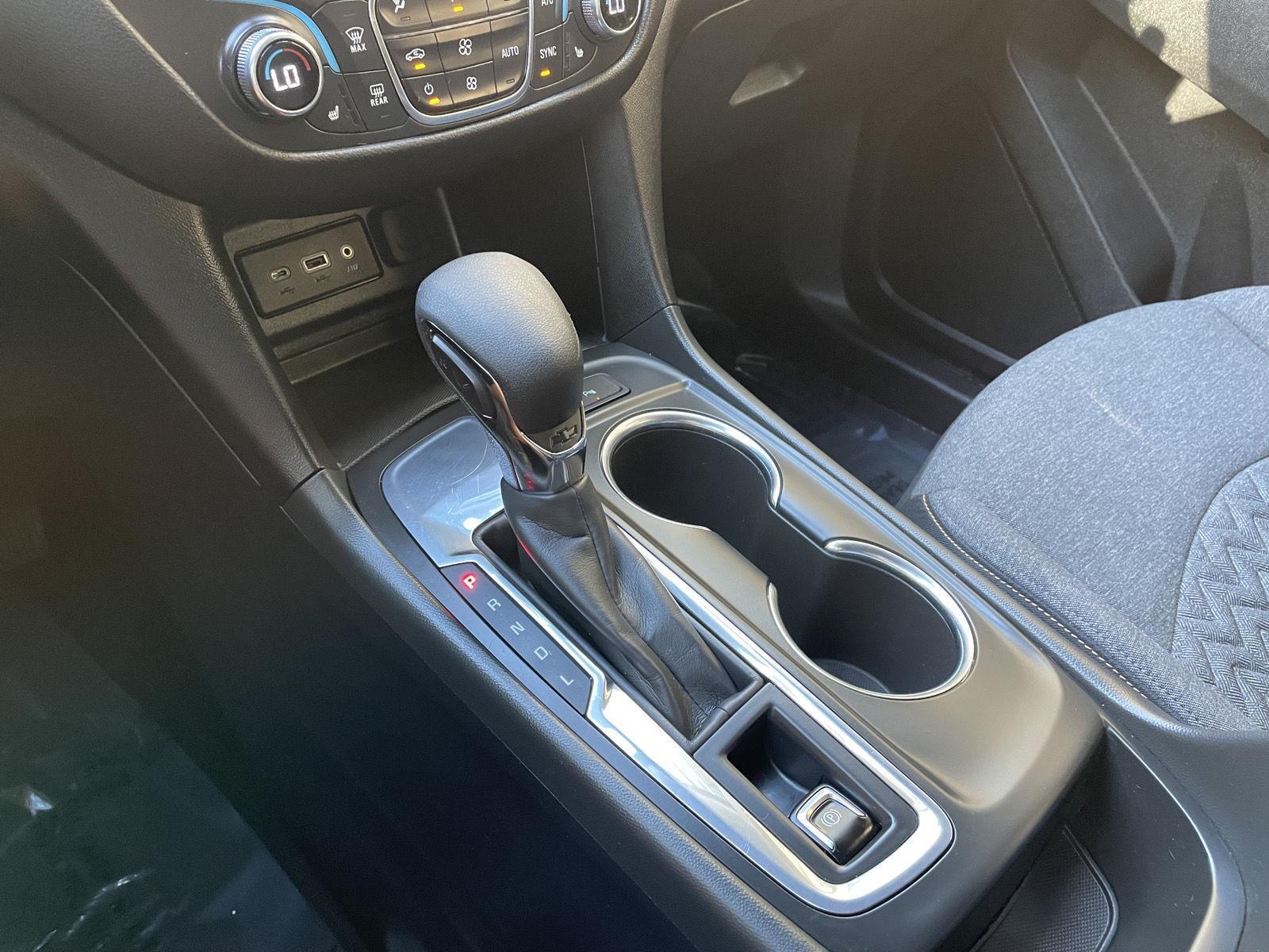 Used 2022 Chevrolet Equinox for sale in Lincoln NE