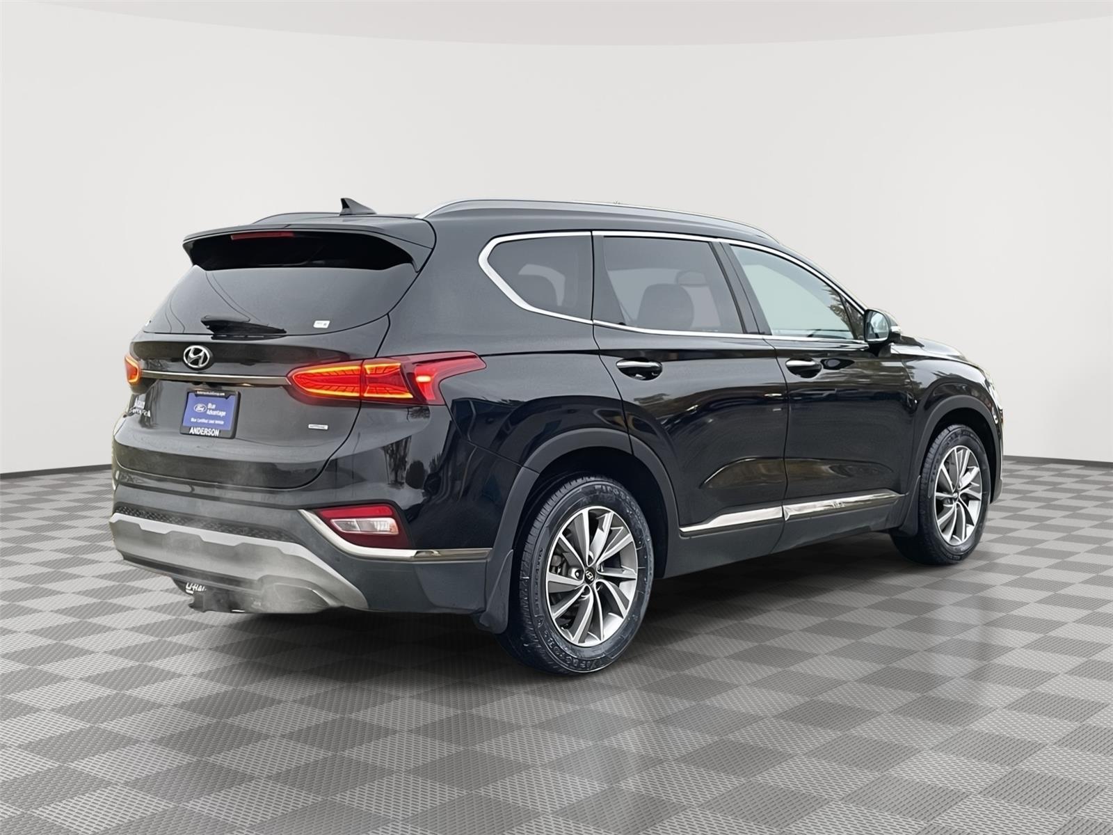 Used 2020 Hyundai Santa Fe for sale in Lincoln NE