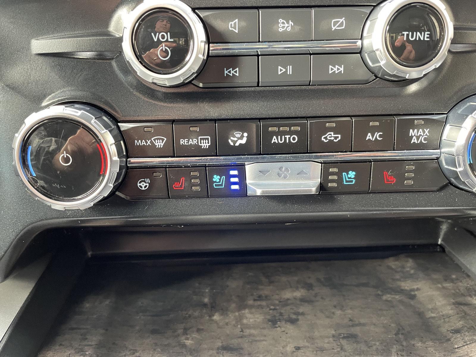 Used 2024 Ford Super Duty F-350 for sale in Lincoln NE