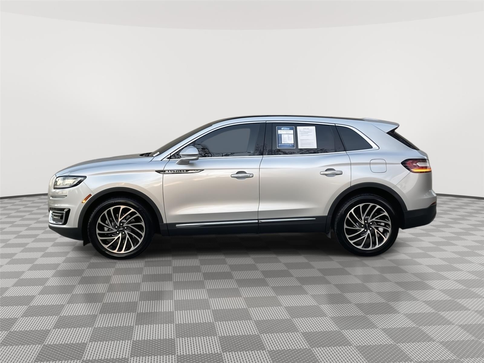 Used 2019 Lincoln Nautilus for sale in Lincoln NE