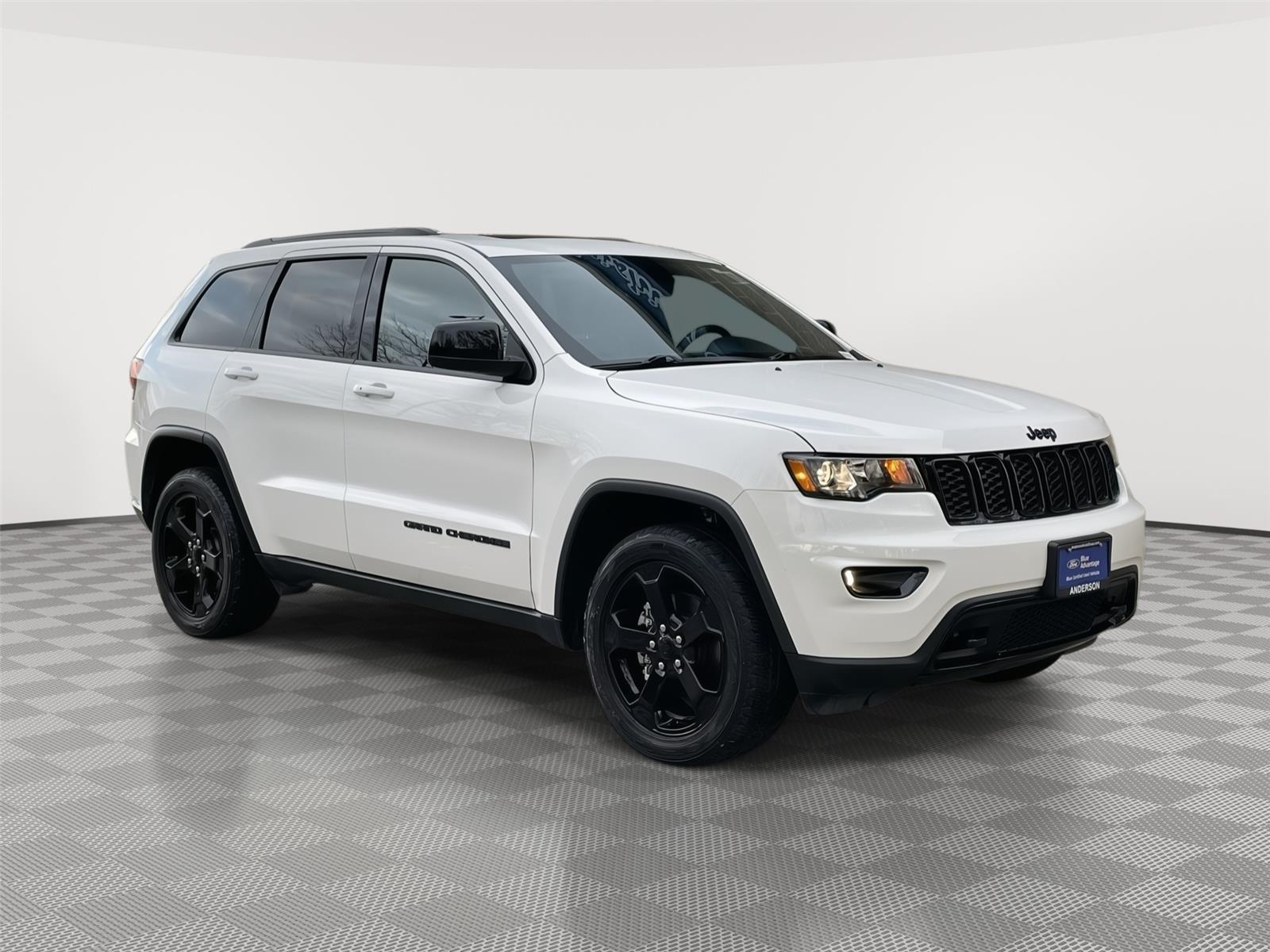 Used 2019 Jeep Grand Cherokee for sale in Lincoln NE