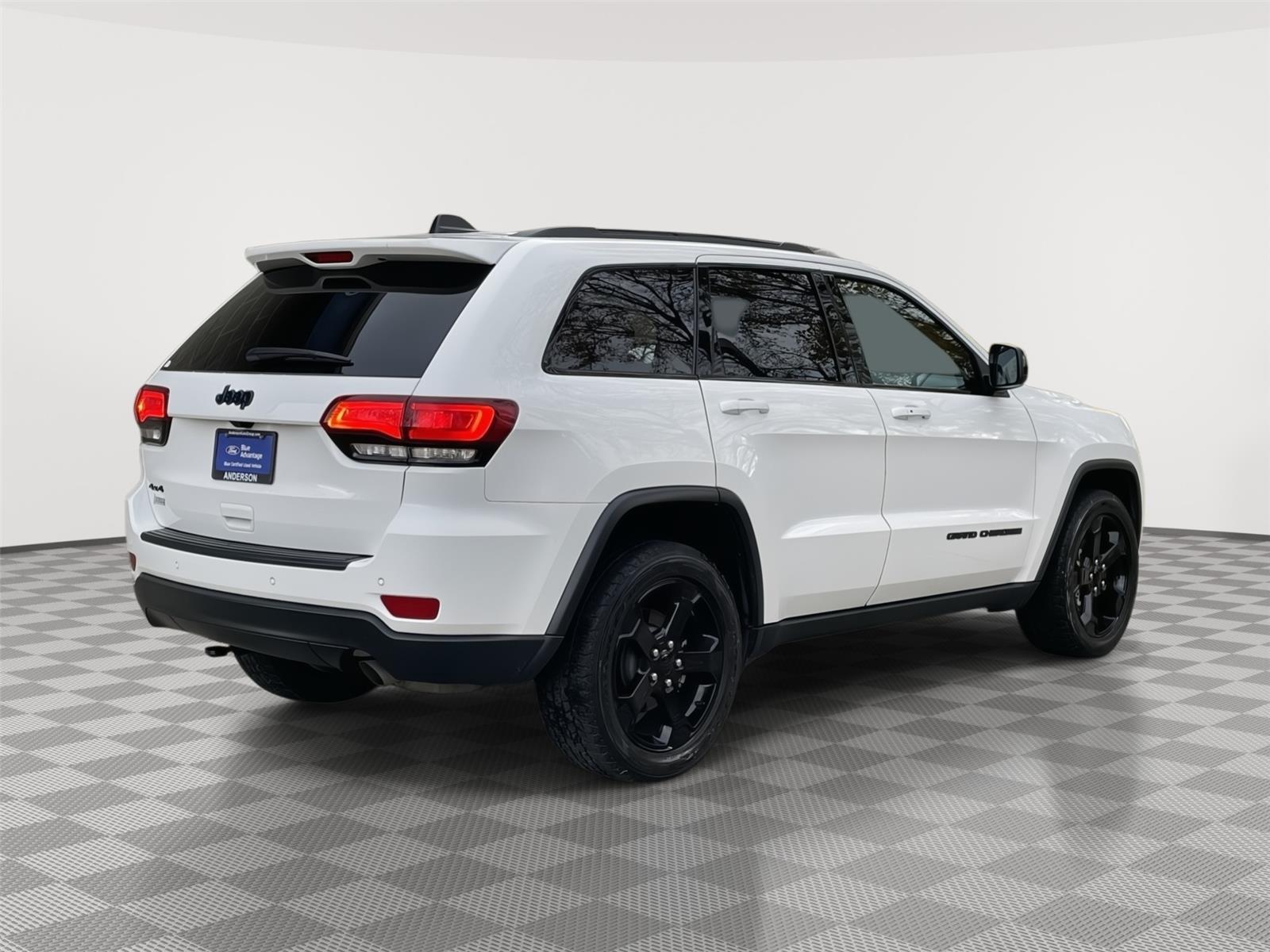 Used 2019 Jeep Grand Cherokee for sale in Lincoln NE