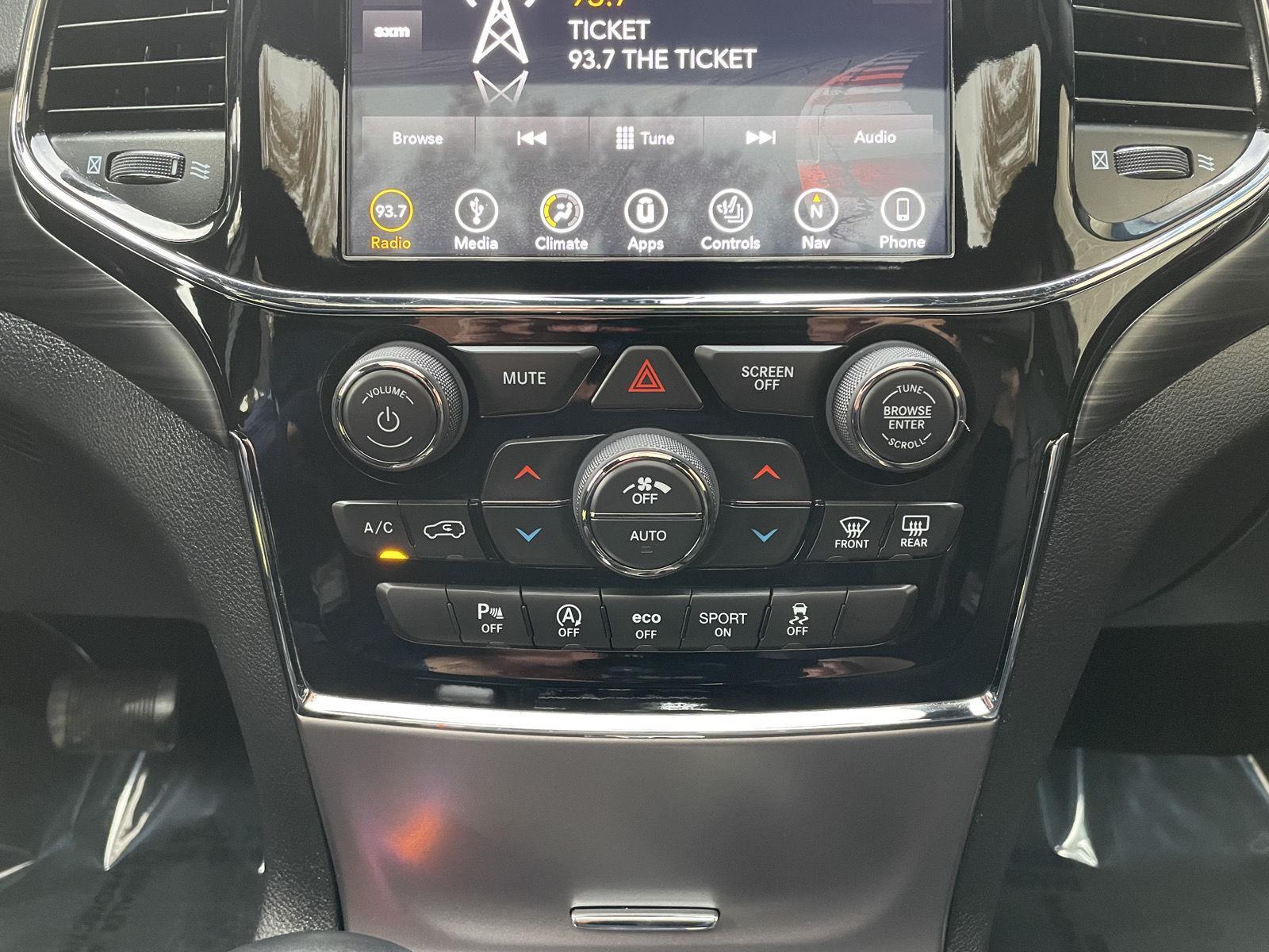 Used 2019 Jeep Grand Cherokee for sale in Lincoln NE