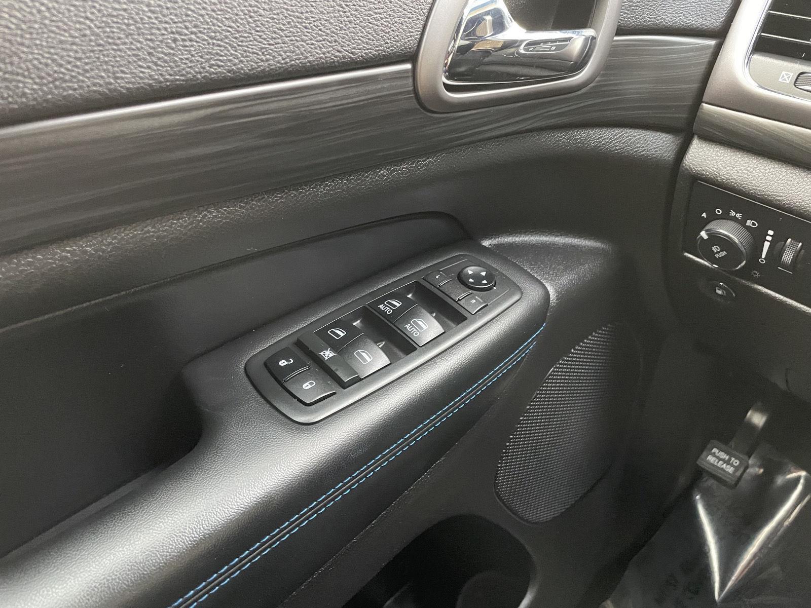 Used 2019 Jeep Grand Cherokee for sale in Lincoln NE