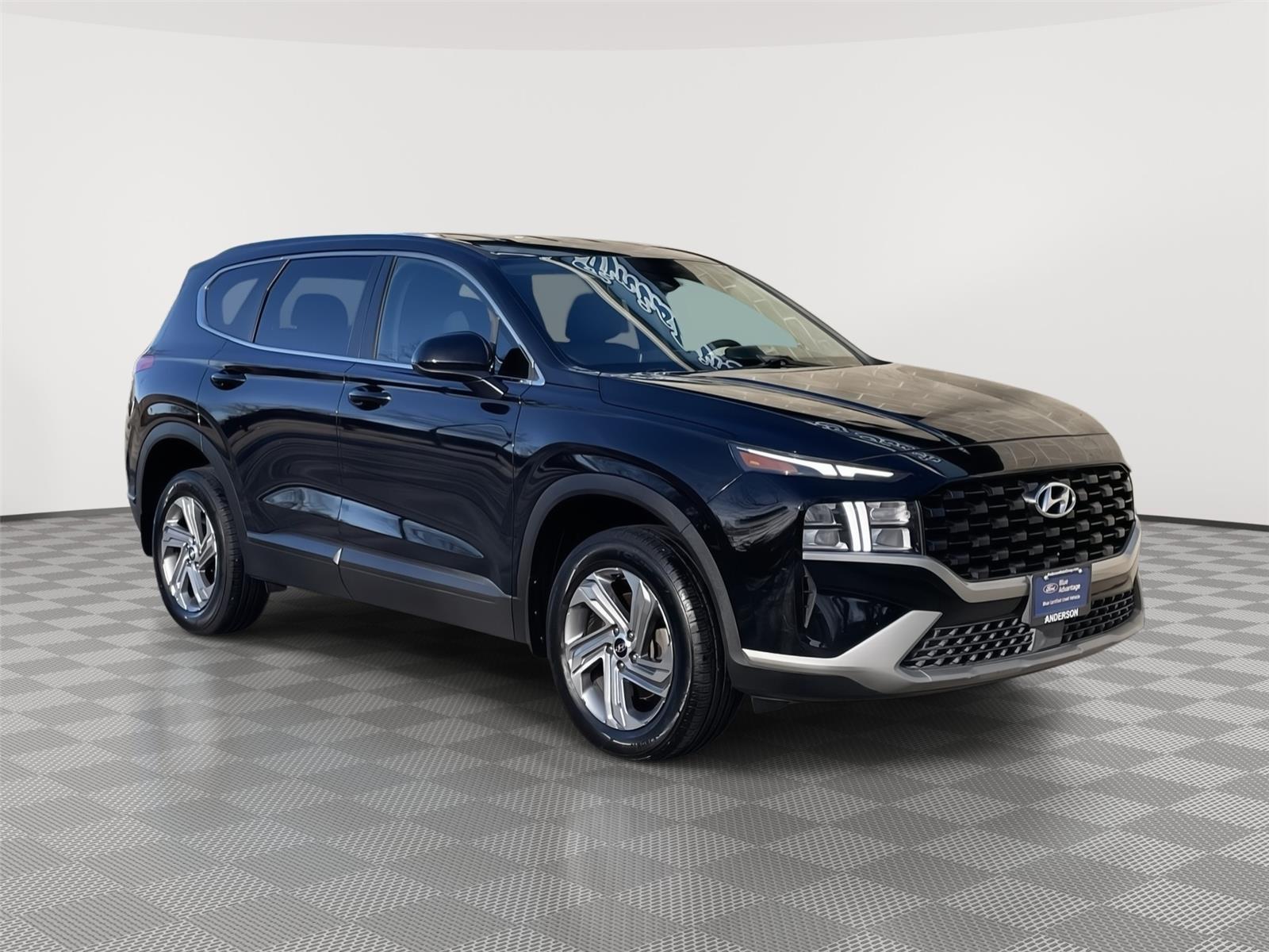 Used 2022 Hyundai Santa Fe SE  for sale in Lincoln NE