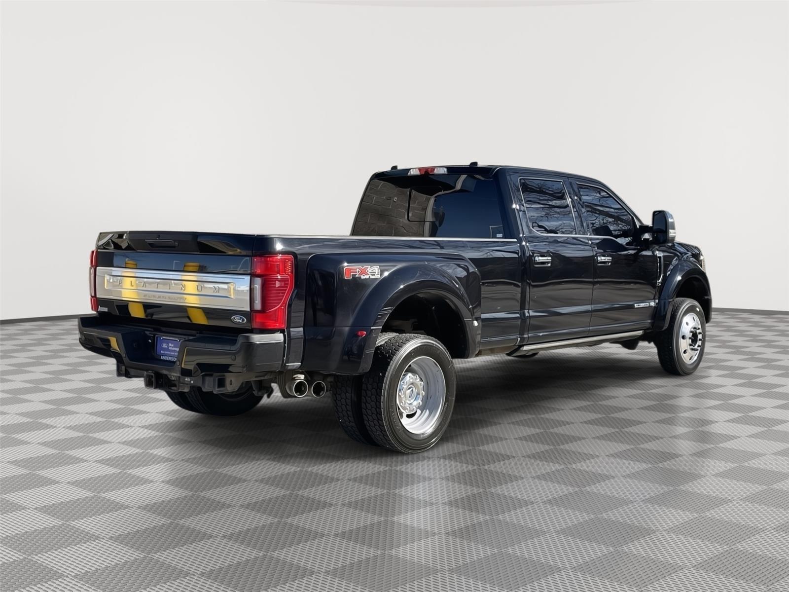 Used 2021 Ford Super Duty F-450 DRW Platinum Crew Cab Truck for sale in Lincoln NE