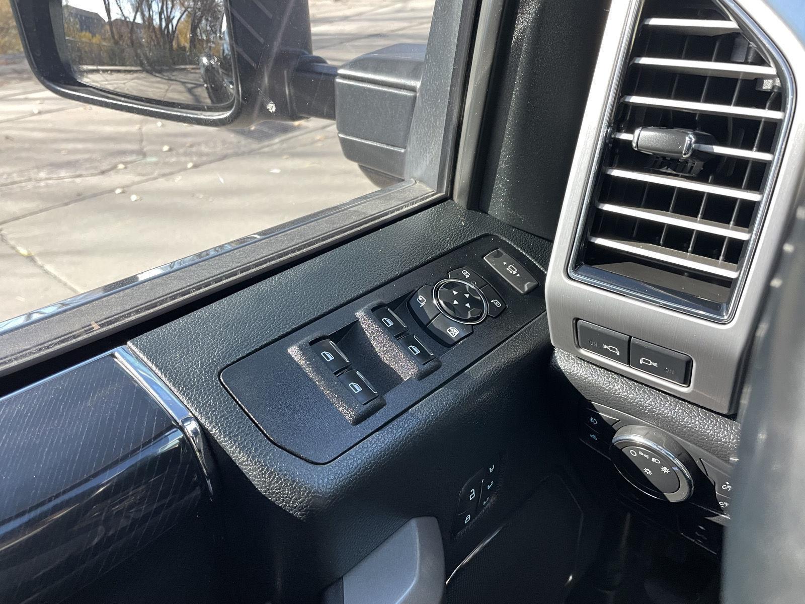 Used 2021 Ford Super Duty F-450 DRW Platinum Crew Cab Truck for sale in Lincoln NE