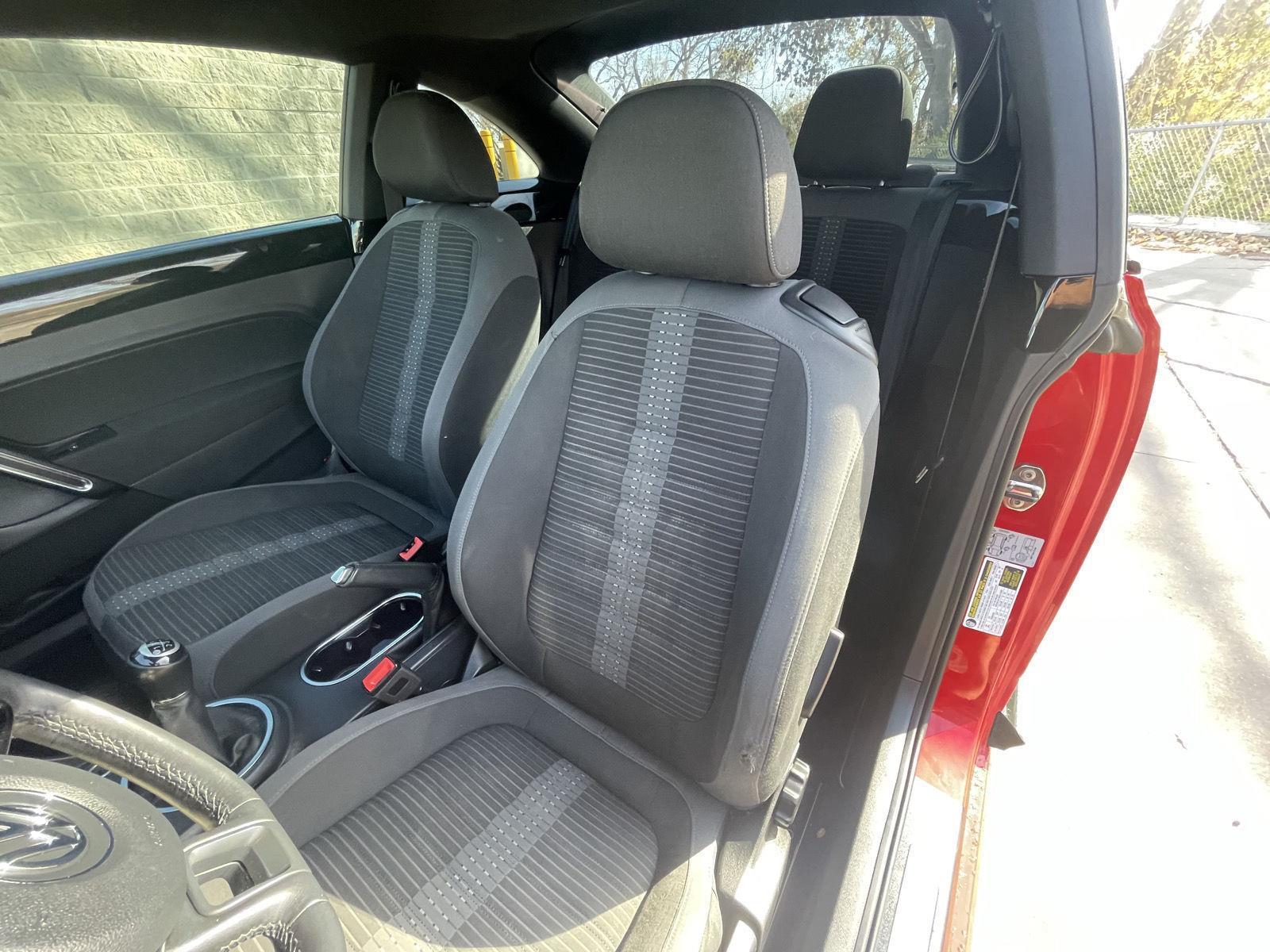 Used 2012 Volkswagen Beetle for sale in Lincoln NE