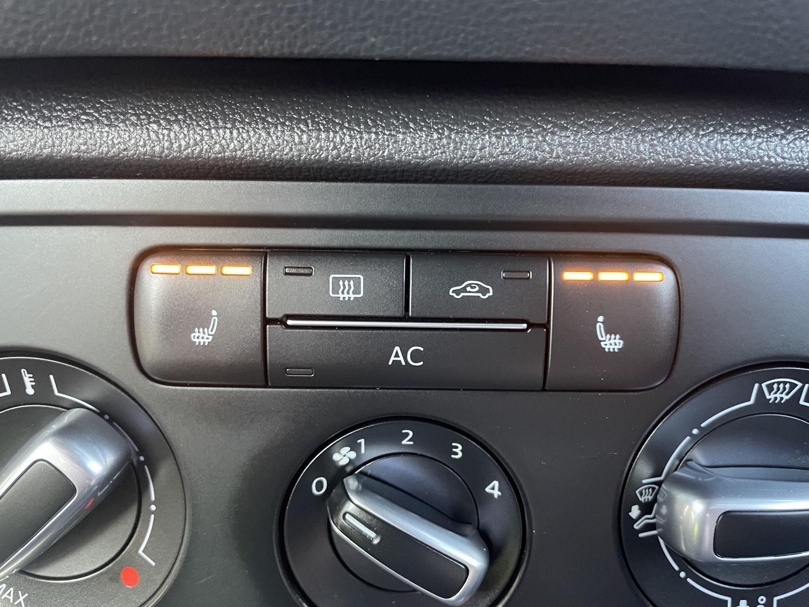 Used 2012 Volkswagen Beetle for sale in Lincoln NE