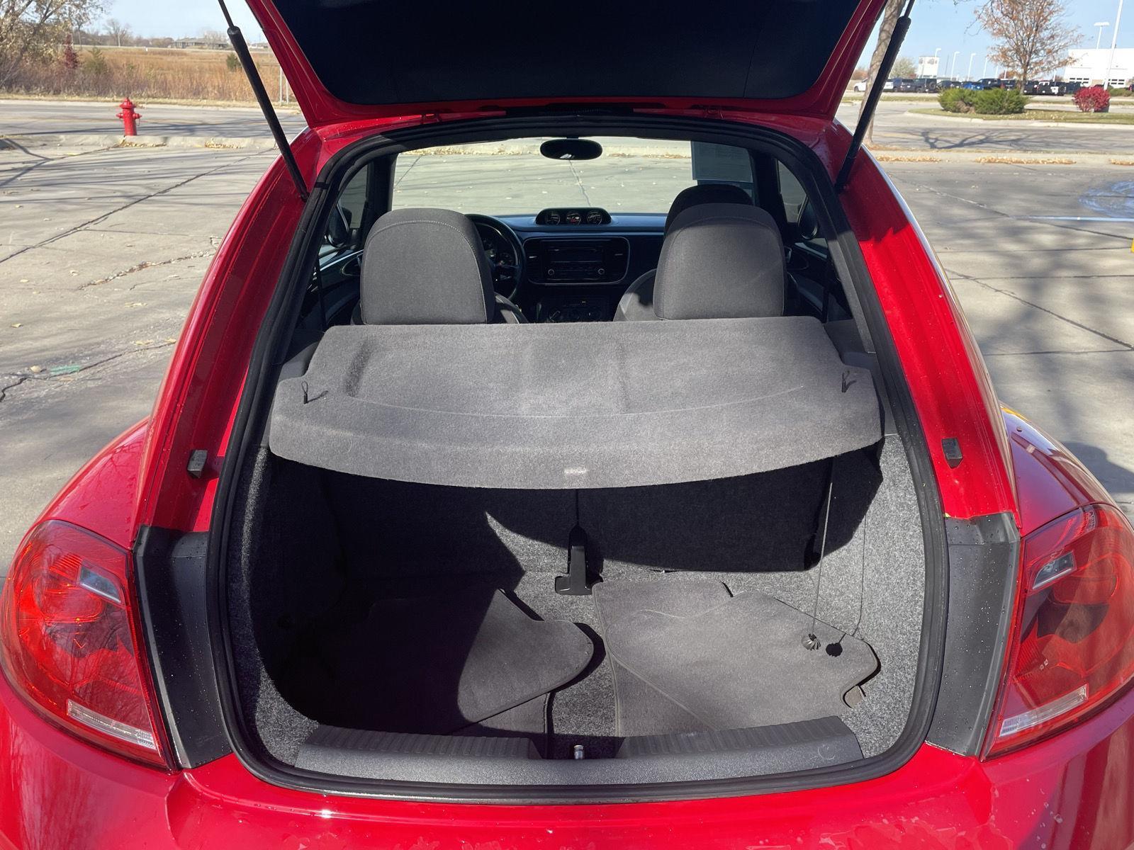 Used 2012 Volkswagen Beetle for sale in Lincoln NE