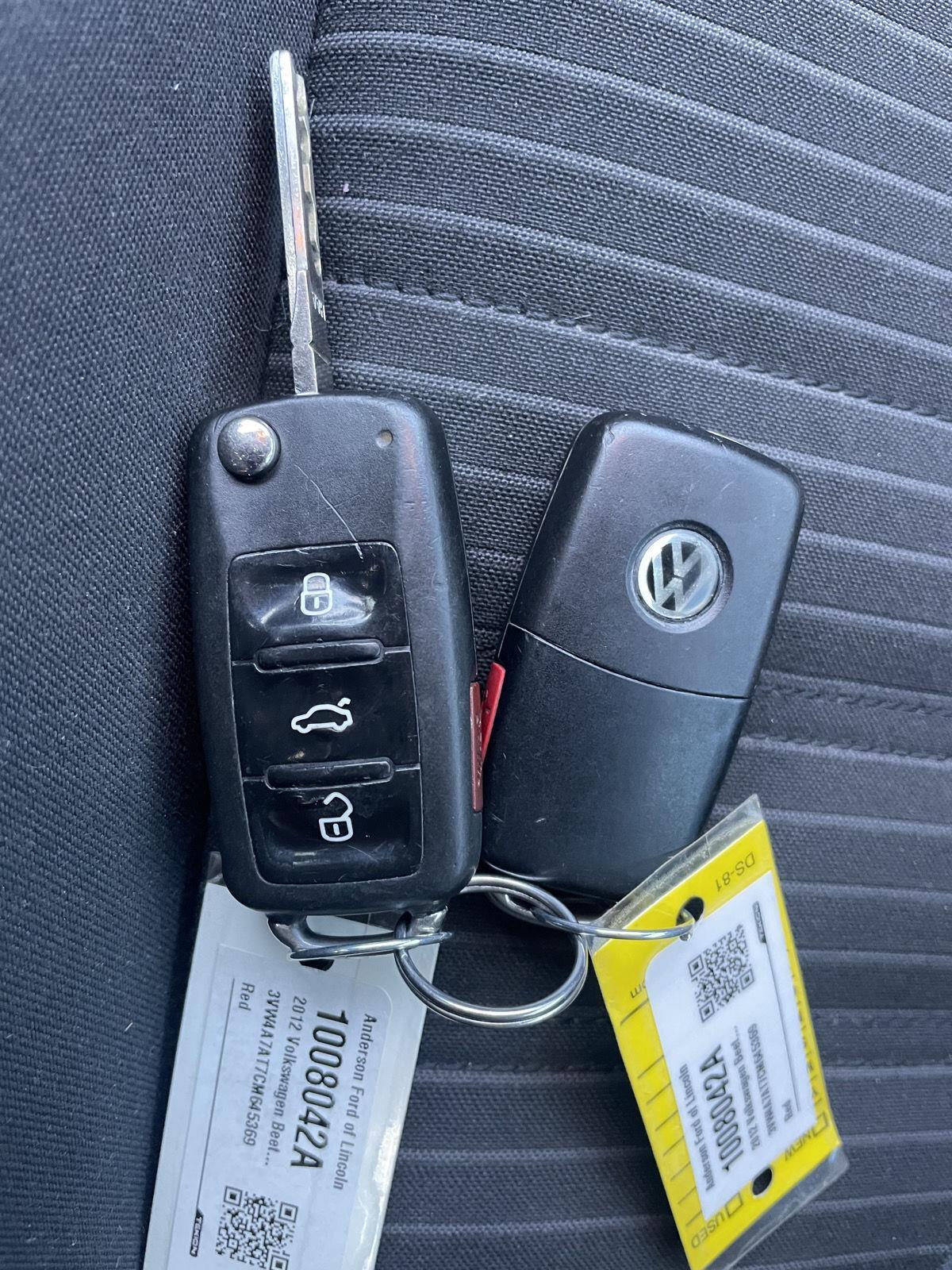 Used 2012 Volkswagen Beetle for sale in Lincoln NE