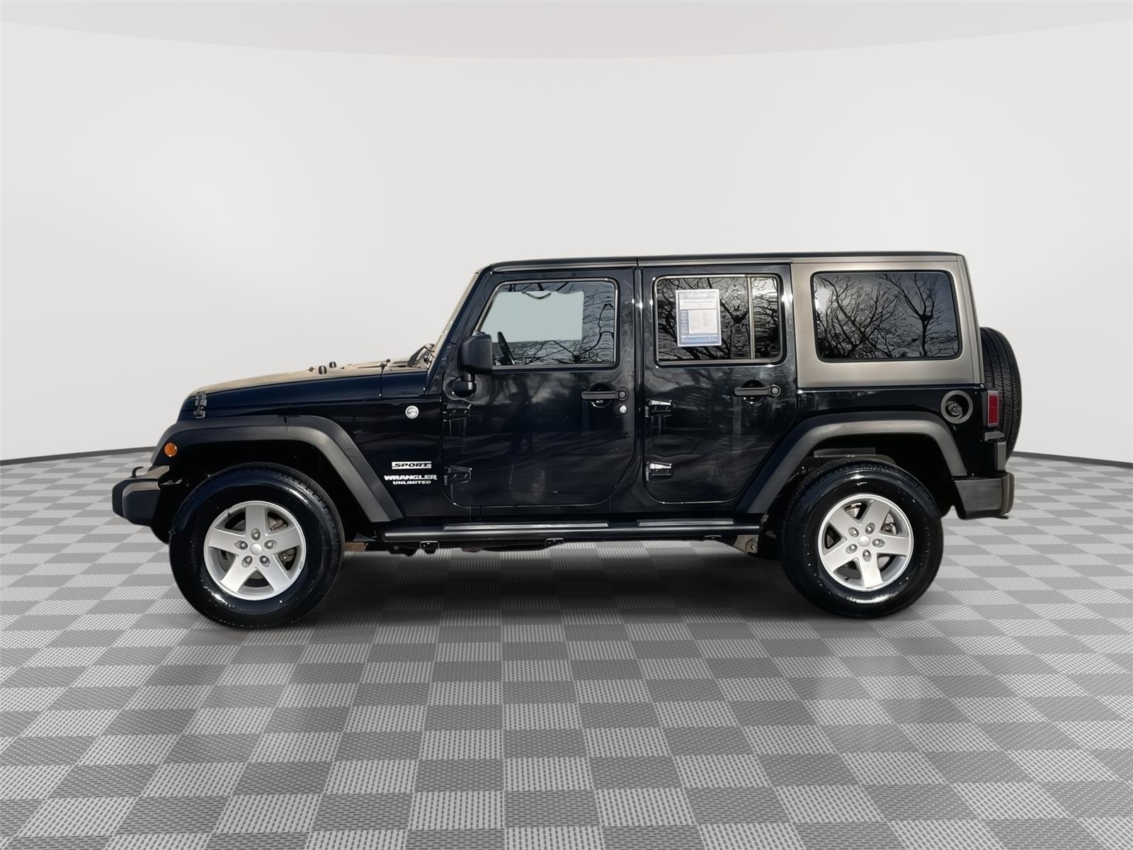 Used 2014 Jeep Wrangler Unlimited for sale in Lincoln NE