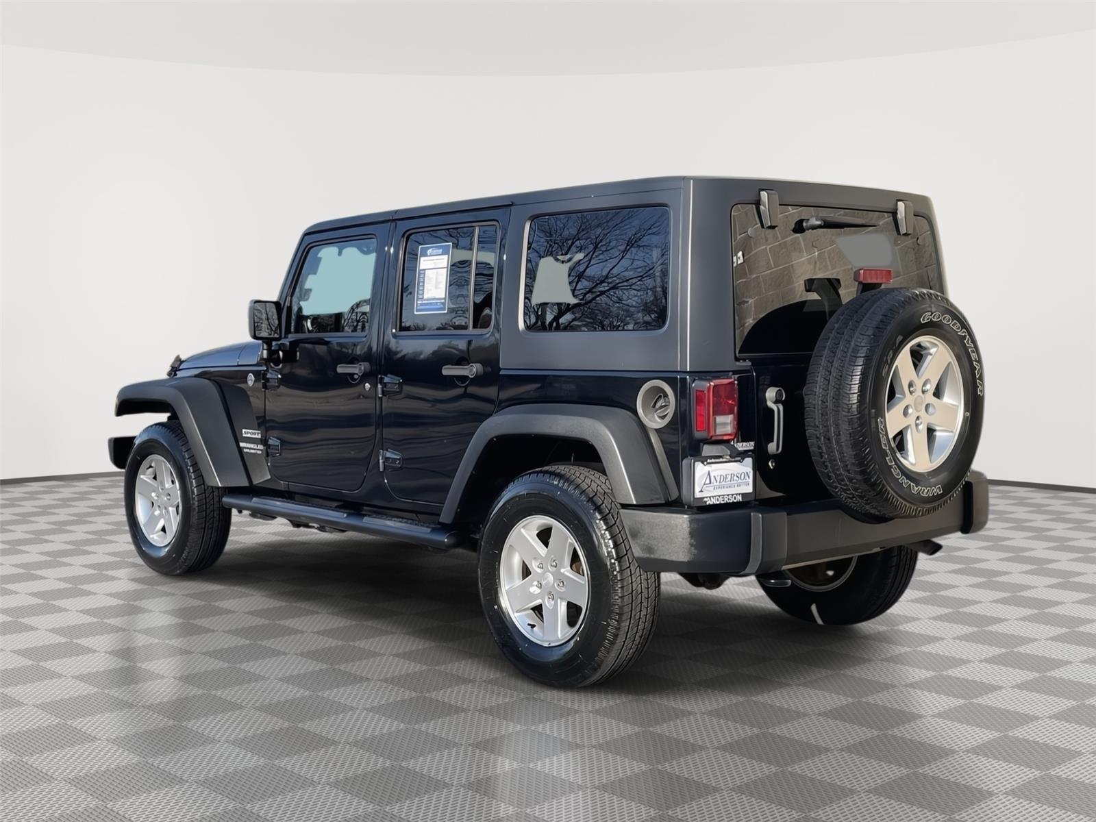 Used 2014 Jeep Wrangler Unlimited for sale in Lincoln NE