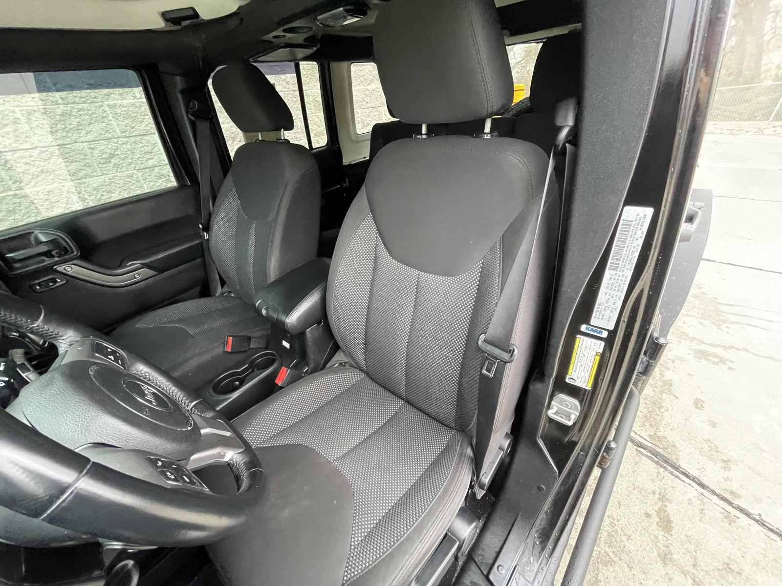 Used 2016 Jeep Wrangler Unlimited for sale in Lincoln NE