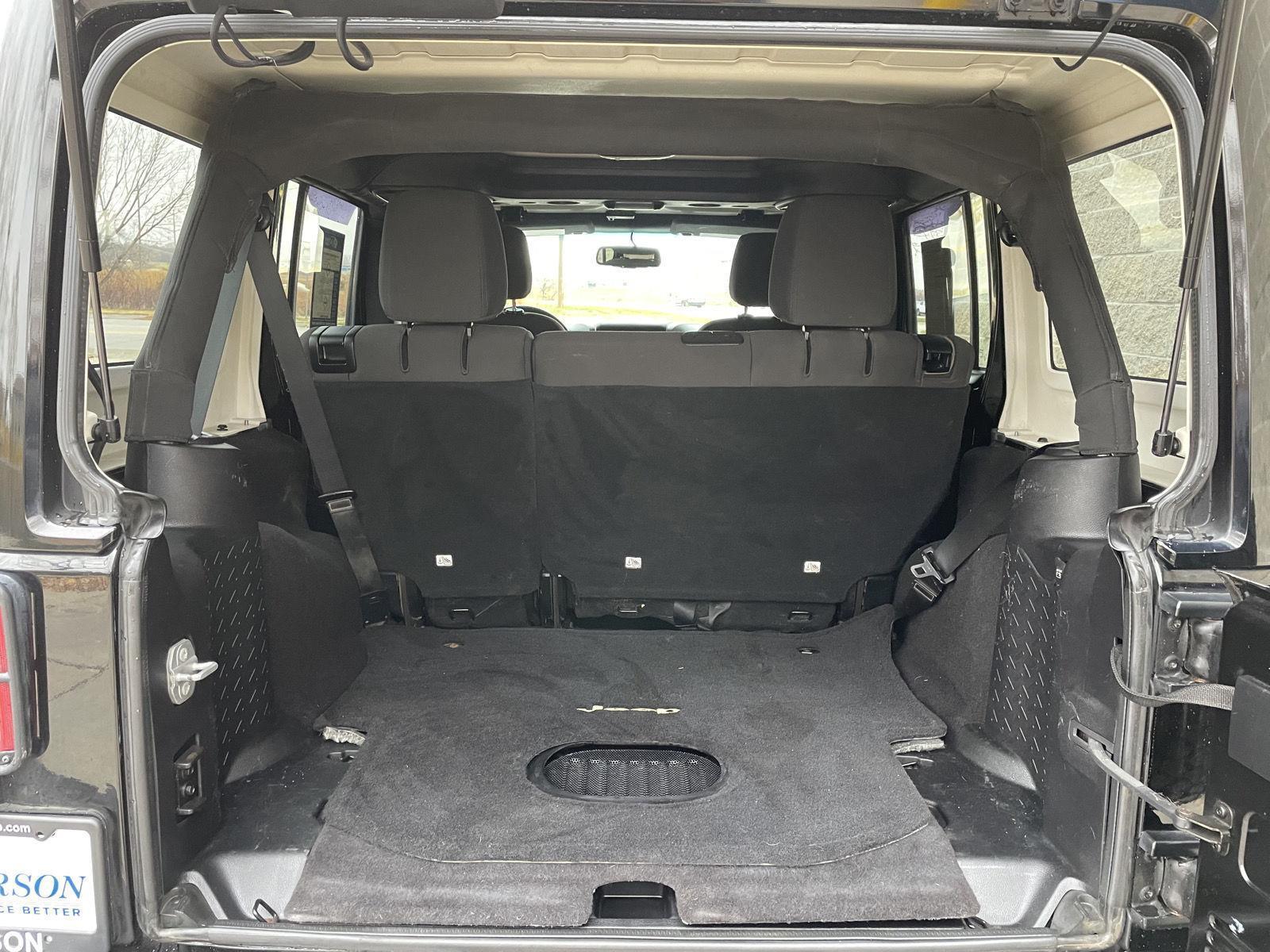 Used 2016 Jeep Wrangler Unlimited for sale in Lincoln NE