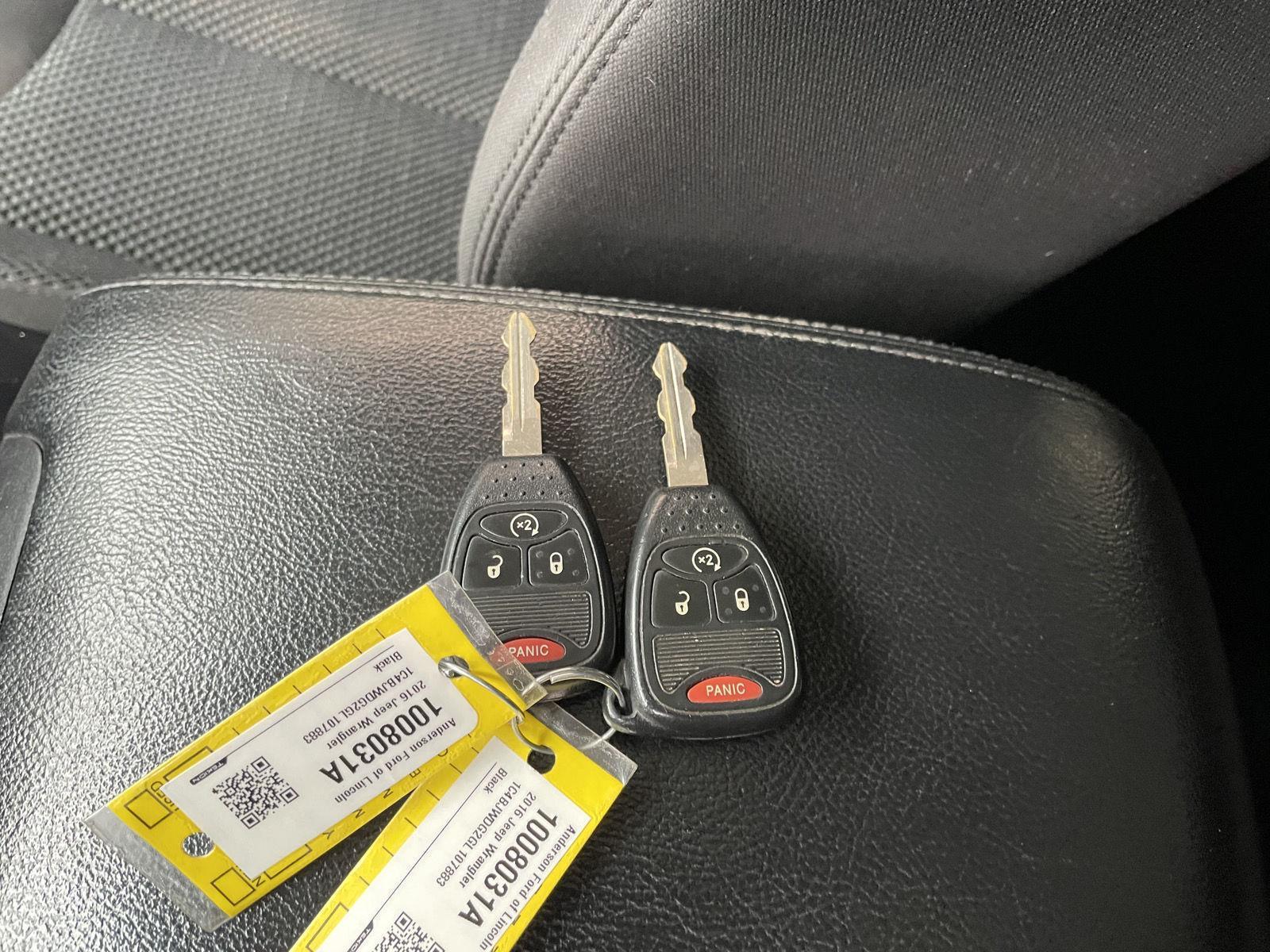 Used 2016 Jeep Wrangler Unlimited for sale in Lincoln NE