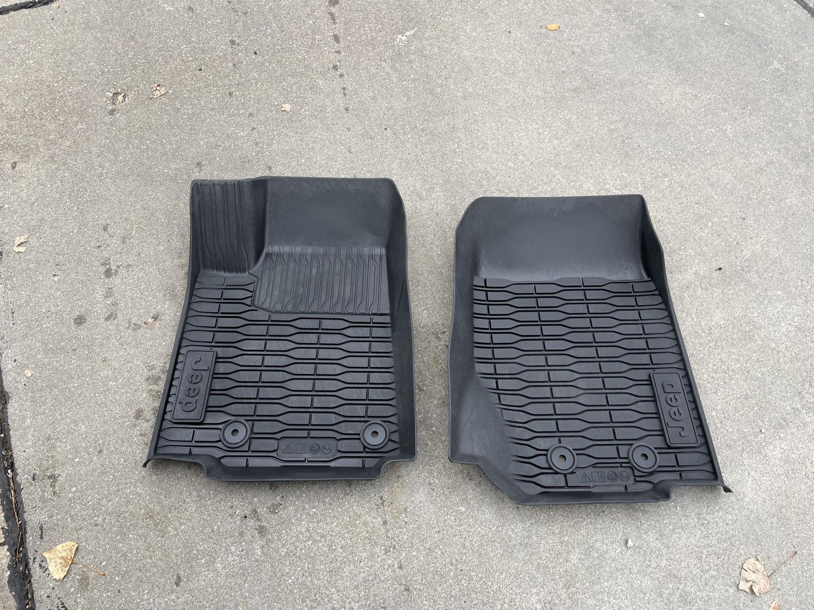 Used 2023 Jeep Grand Cherokee Overland SUV/Crossover for sale in Lincoln NE