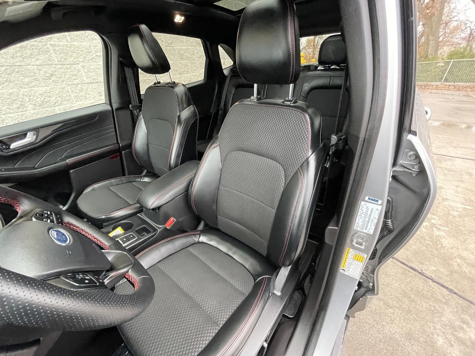 Used 2023 Ford Escape for sale in Lincoln NE