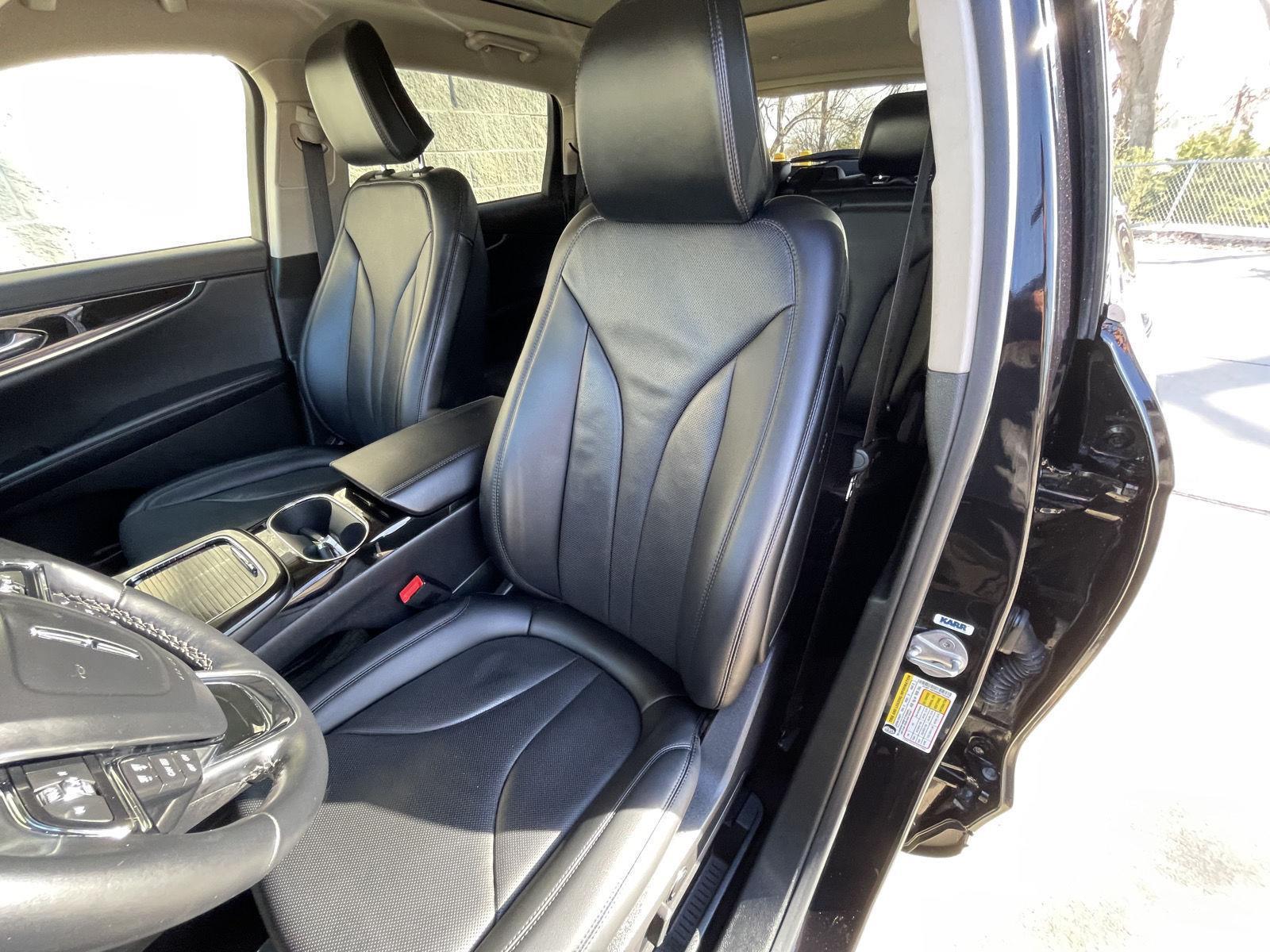 Used 2022 Lincoln Nautilus for sale in Lincoln NE