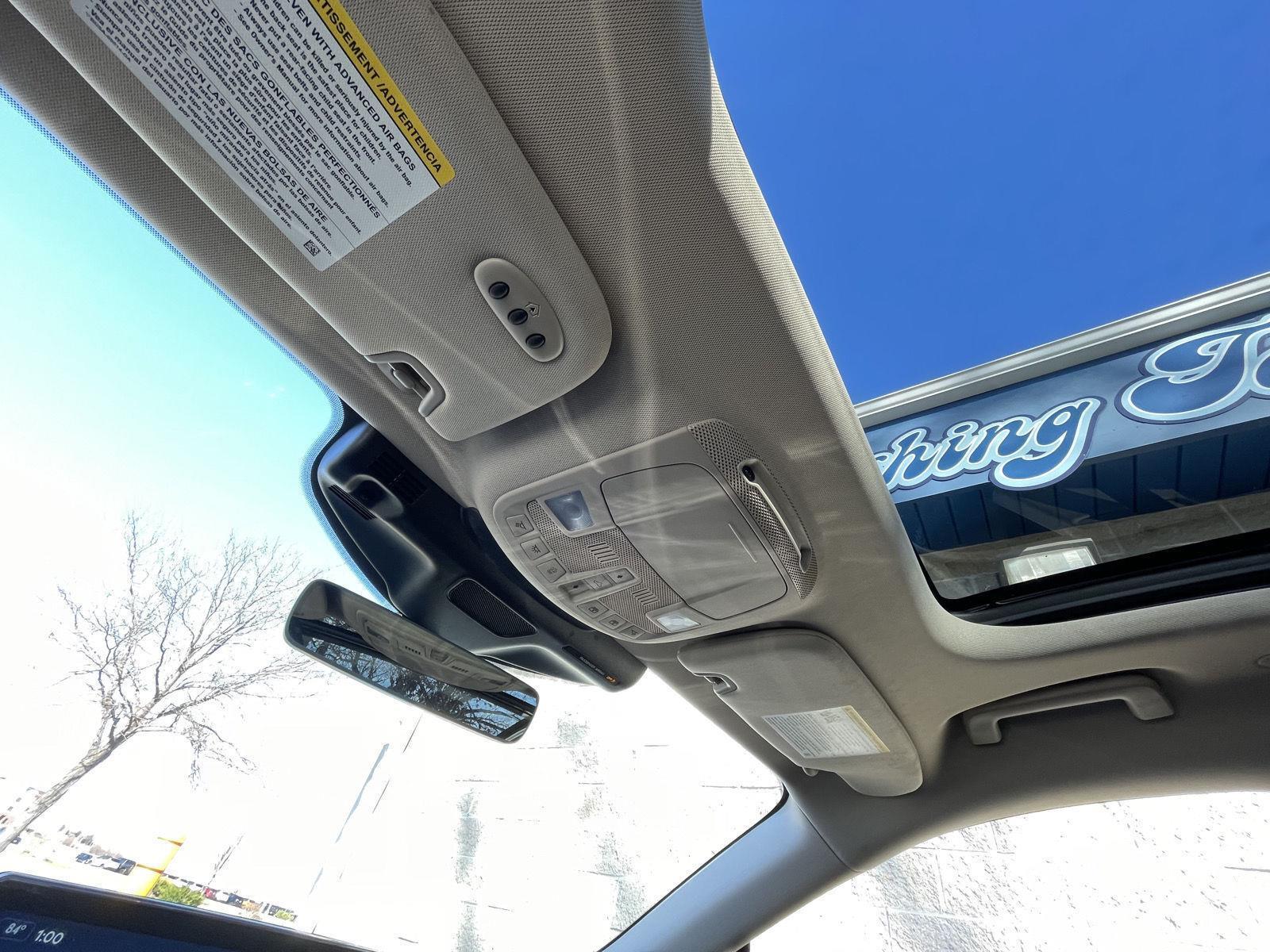 Used 2022 Lincoln Nautilus for sale in Lincoln NE