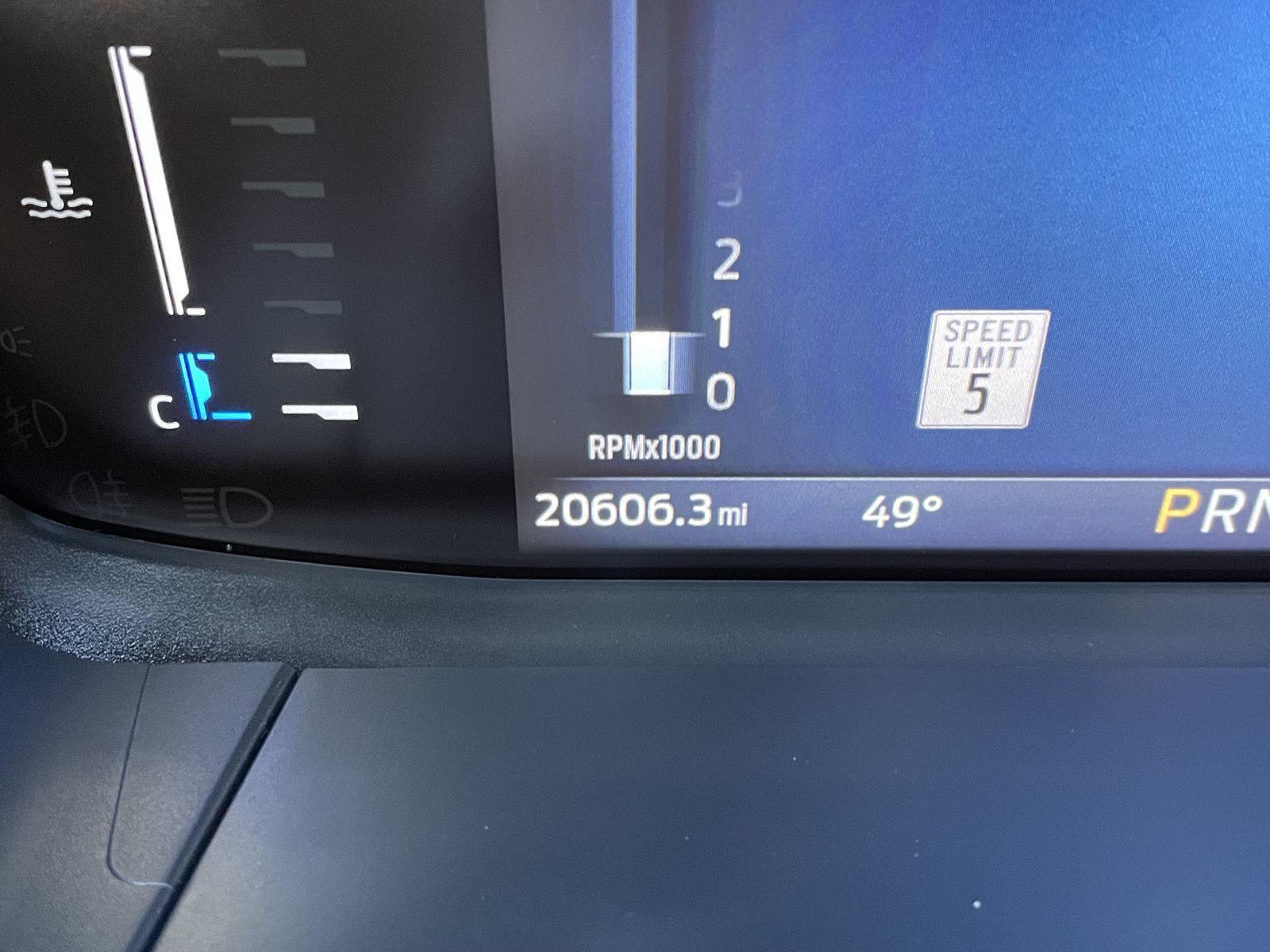 2023 Ford Escape ST-Line photo 2