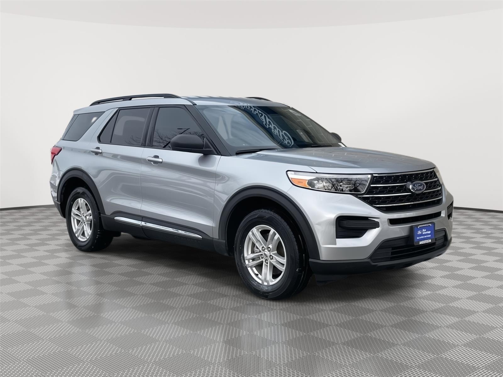 2020 Ford Explorer XLT photo 4
